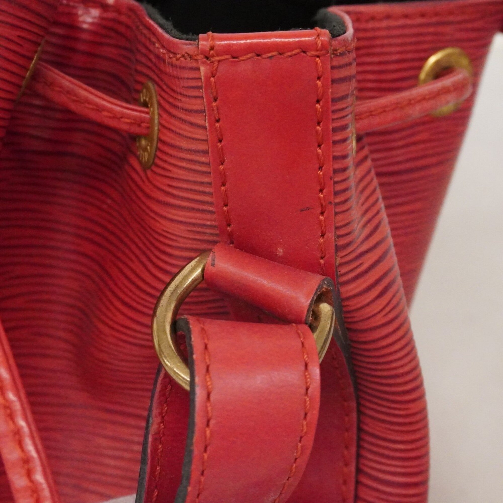 Louis Vuitton Castilian Red Shoulder Bag (Pre-Owned)