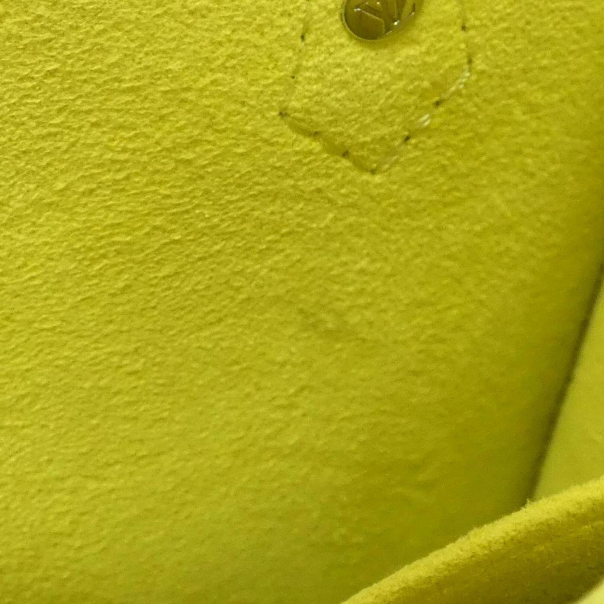 Louis Vuitton Yellow Leather Handbag (Pre-Owned)