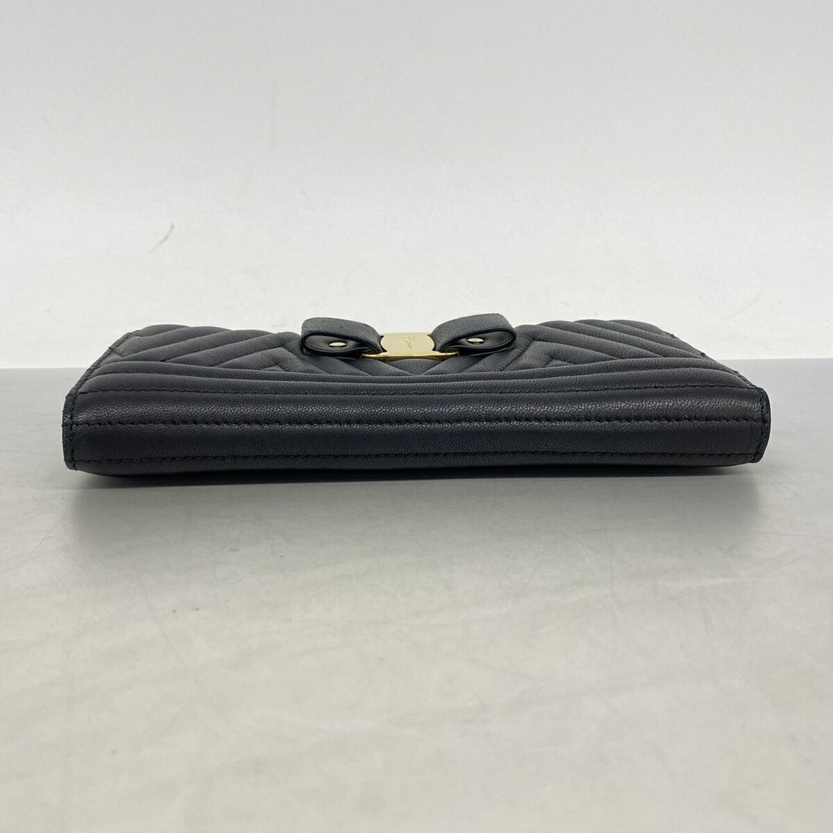 Salvatore Ferragamo Black Leather Long Wallet (Bi-Fold) (Pre-Owned)