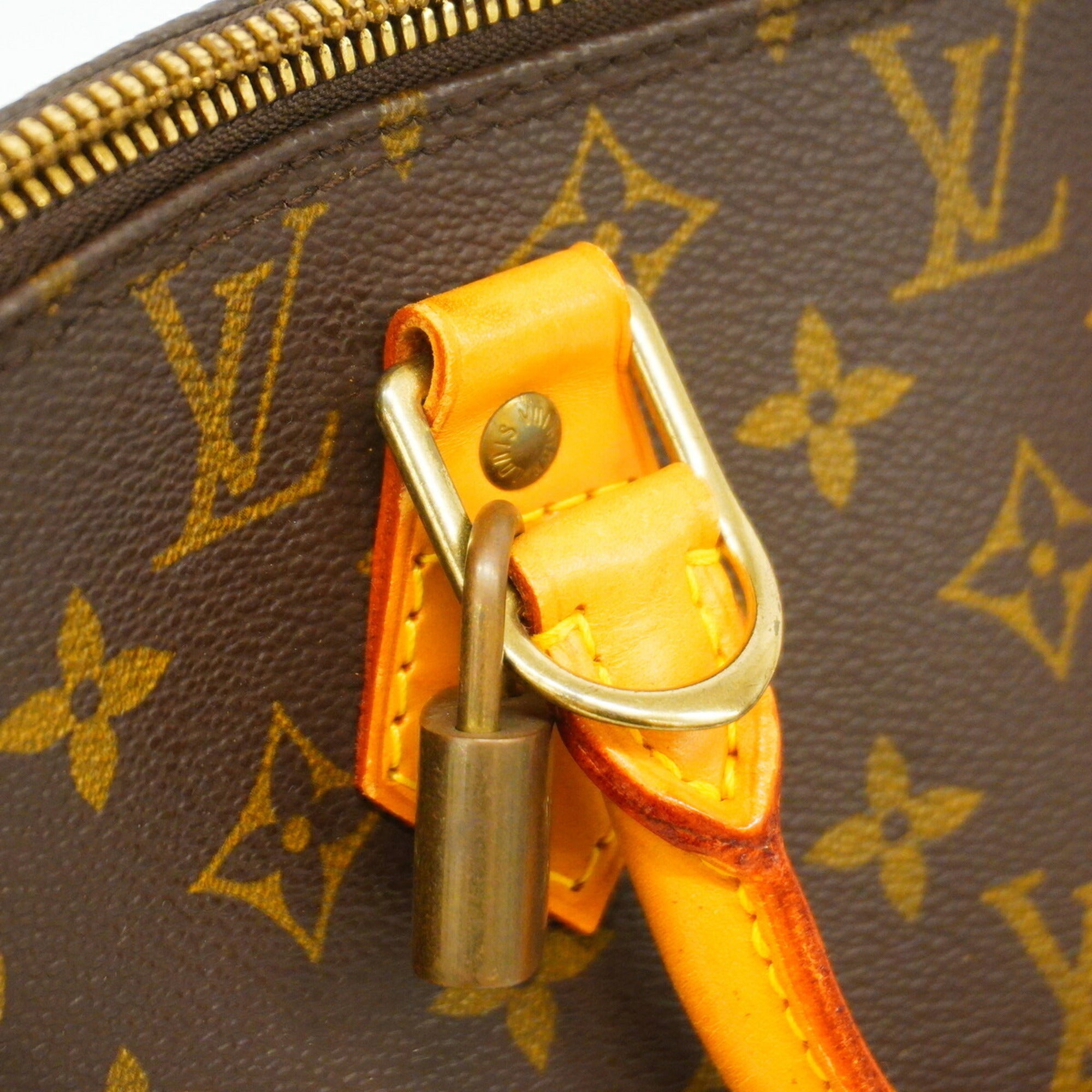 Louis Vuitton Brown Handbag (Pre-Owned)