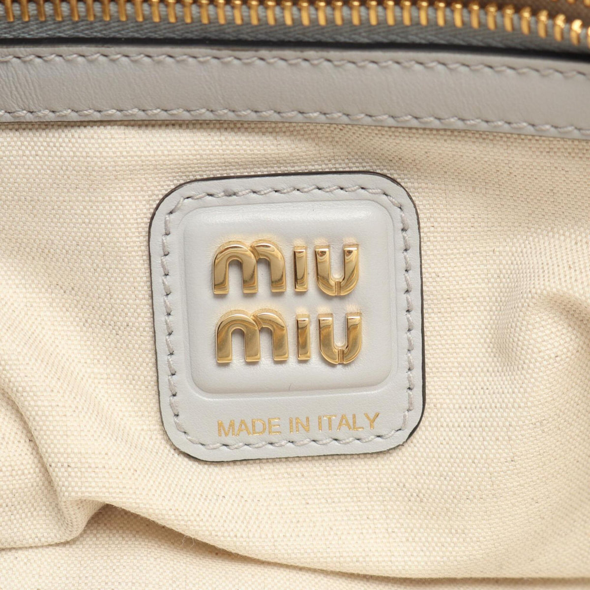 Miu Miu Blue Leather Handbag (Pre-Owned)