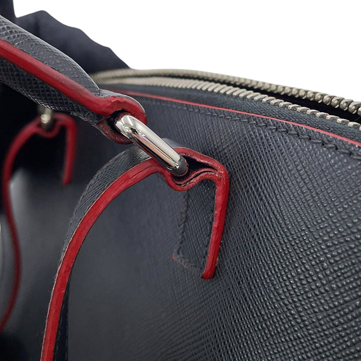 Prada Black Red Color Leather Handbag (Pre-Owned)