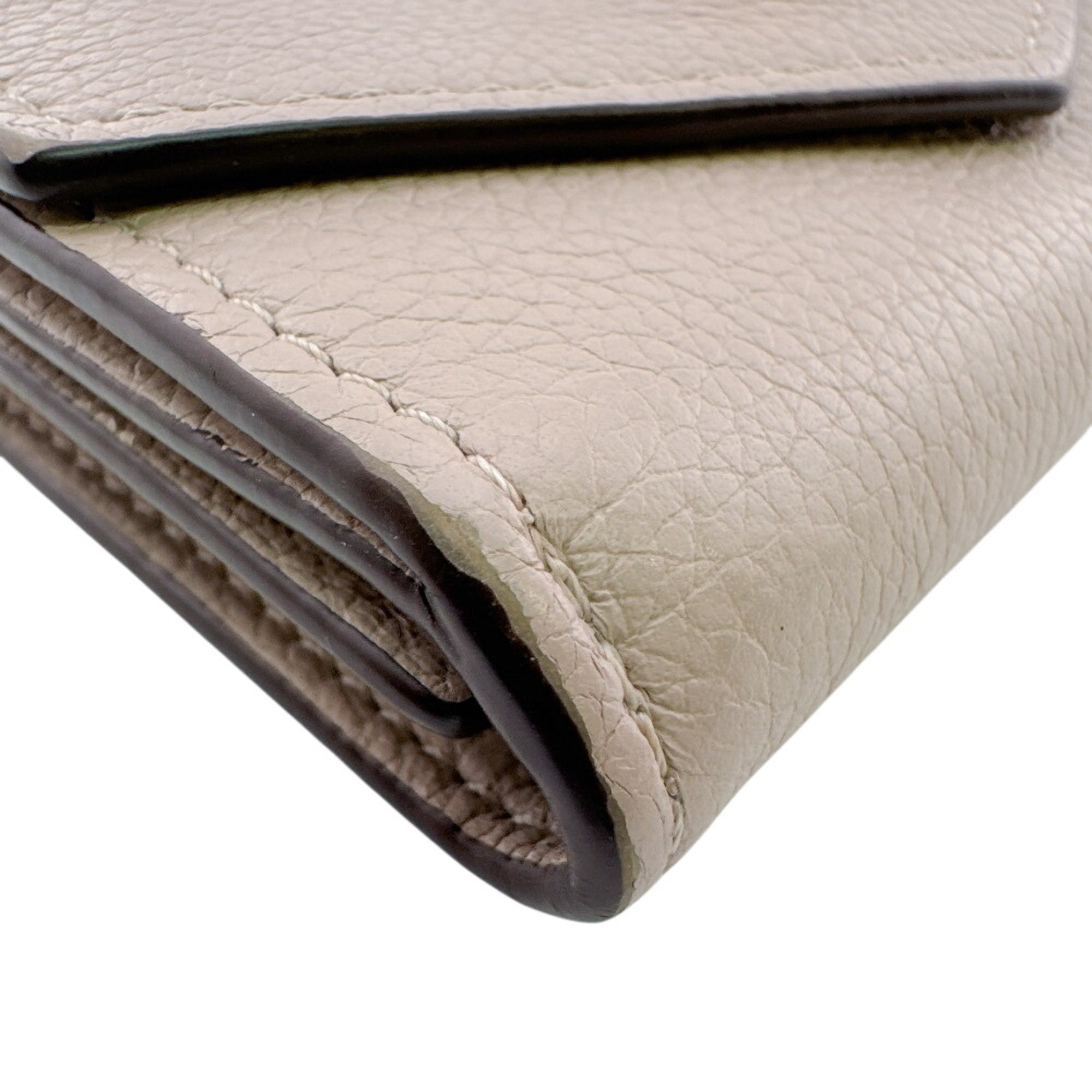 Louis Vuitton Beige Leather Wallet (Tri-Fold) (Pre-Owned)