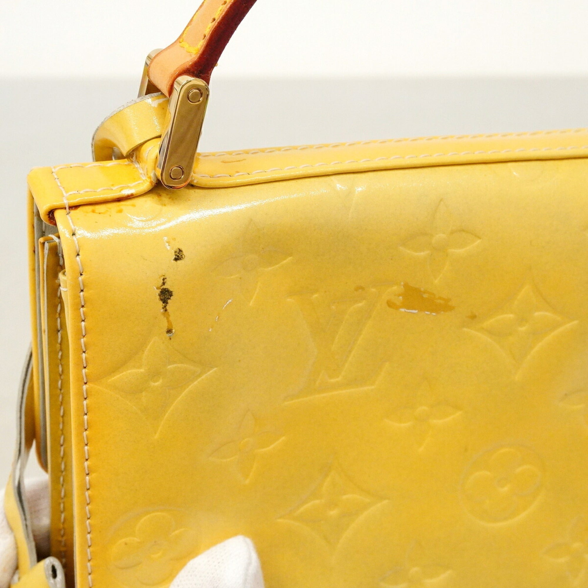 Louis Vuitton Gris Handbag (Pre-Owned)