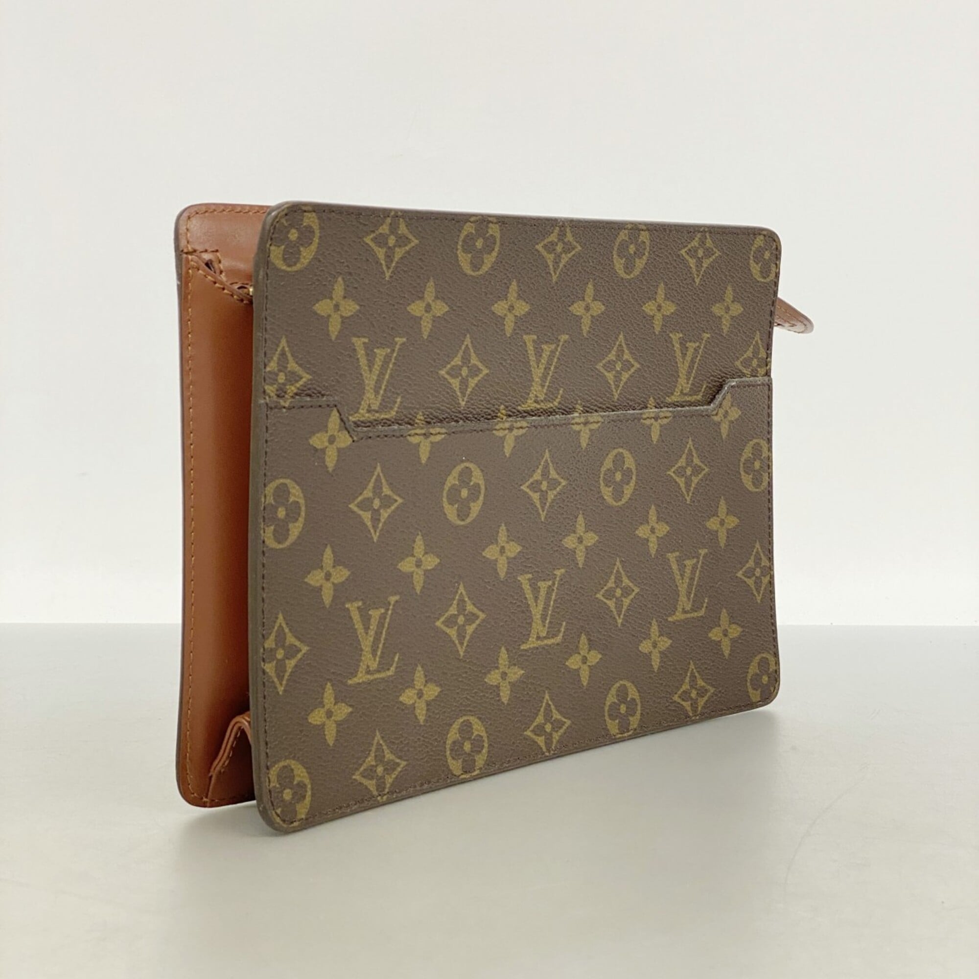 Louis Vuitton Brown Clutch Bag (Pre-Owned)