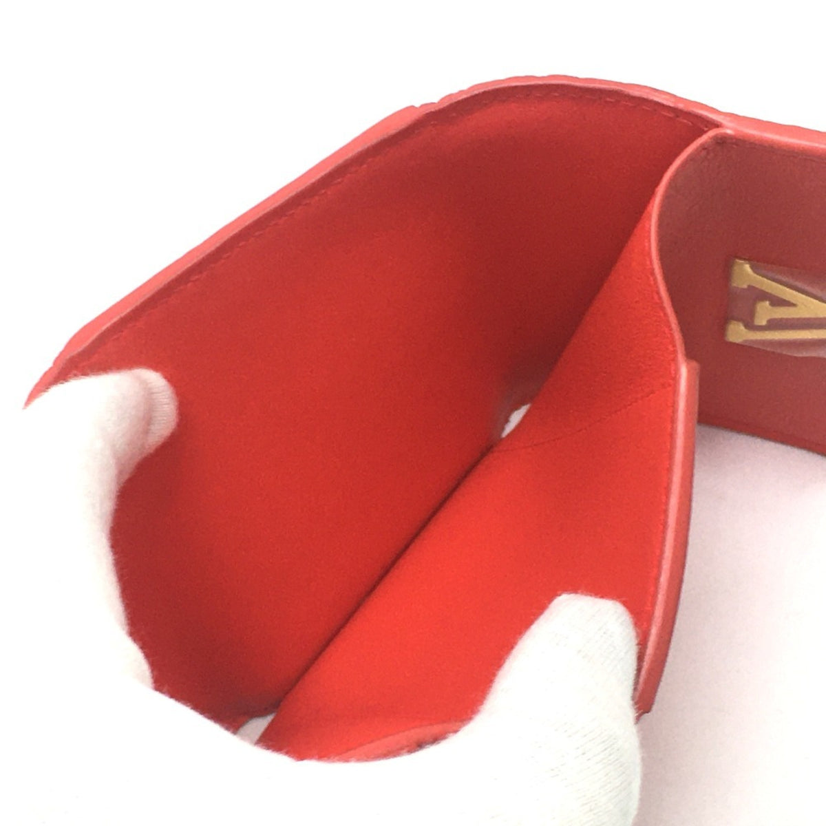 Louis Vuitton Red Color Leather Wallet (Tri-Fold) (Pre-Owned)