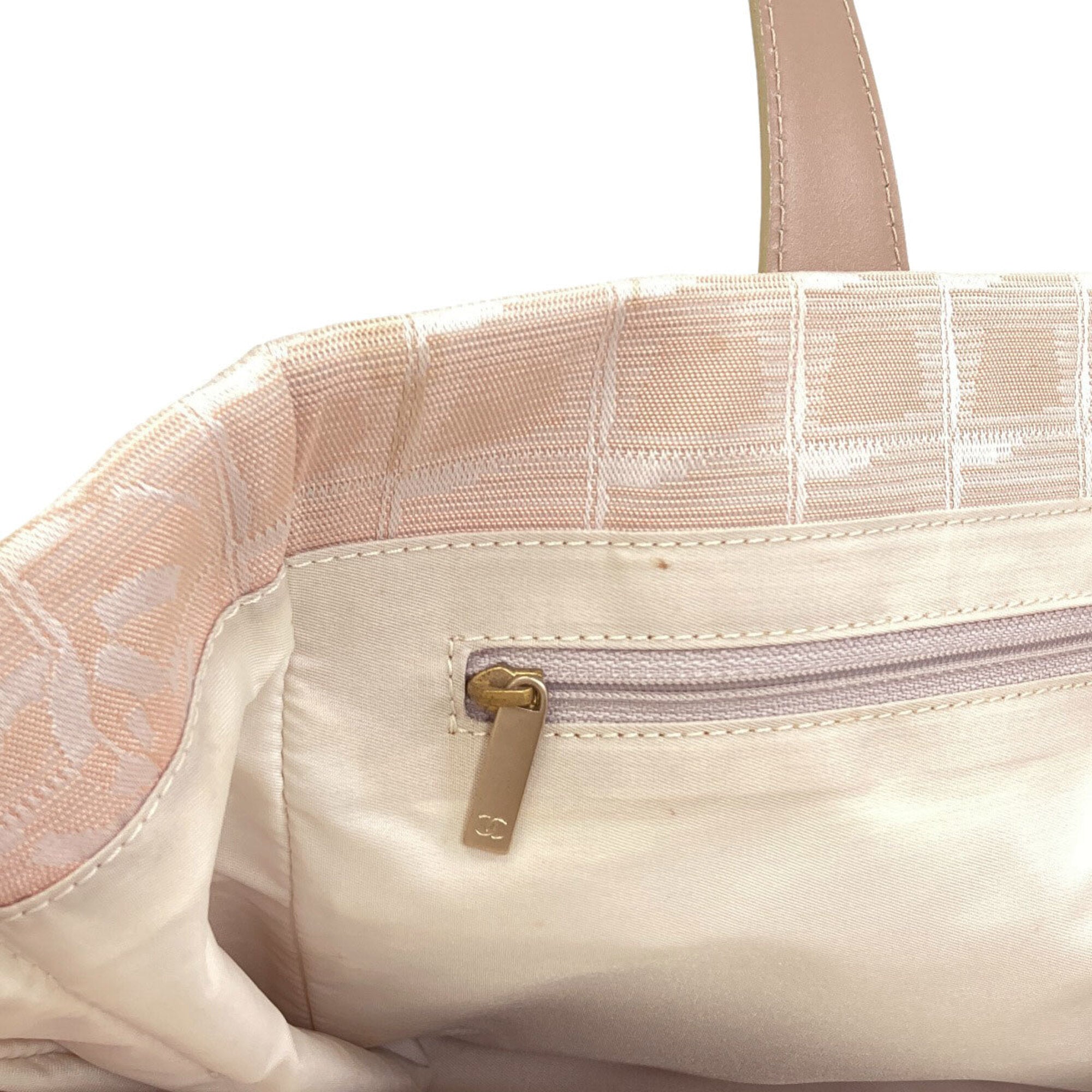 Chanel New Travel Line Beige Jacquard Tote Bag (Pre-Owned)