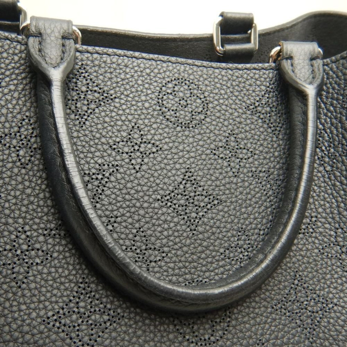 Louis Vuitton Mahina Noir Mahina Leather Tote Bag (Pre-Owned)