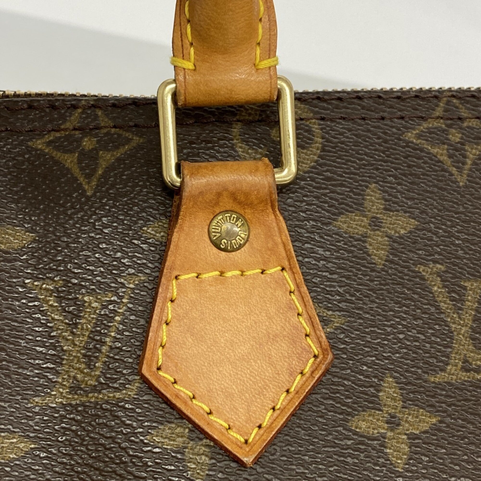 Louis Vuitton Brown Handbag (Pre-Owned)