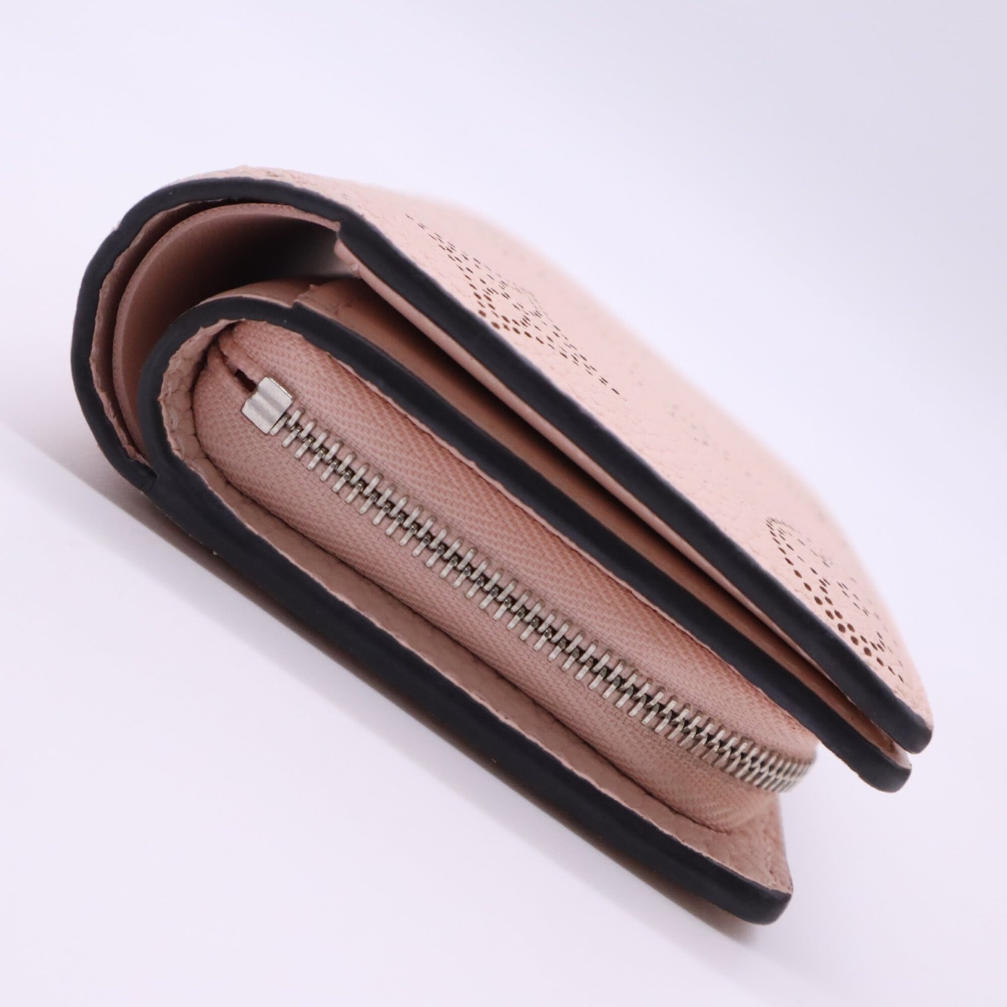 Louis Vuitton Mahina Pink Leather Wallet (Bi-Fold) (Pre-Owned)