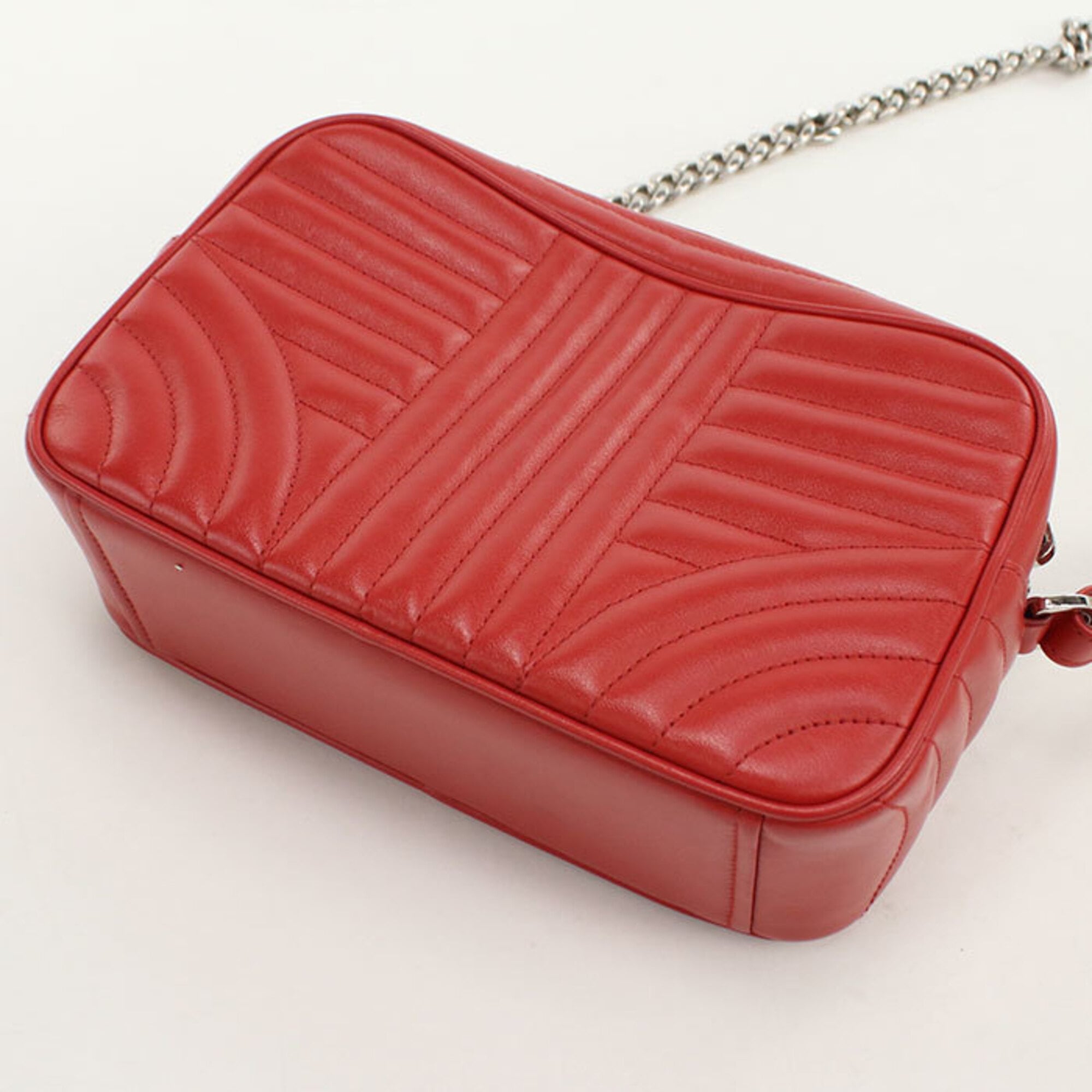 Prada Red Color Leather Shoulder Bag (Pre-Owned)