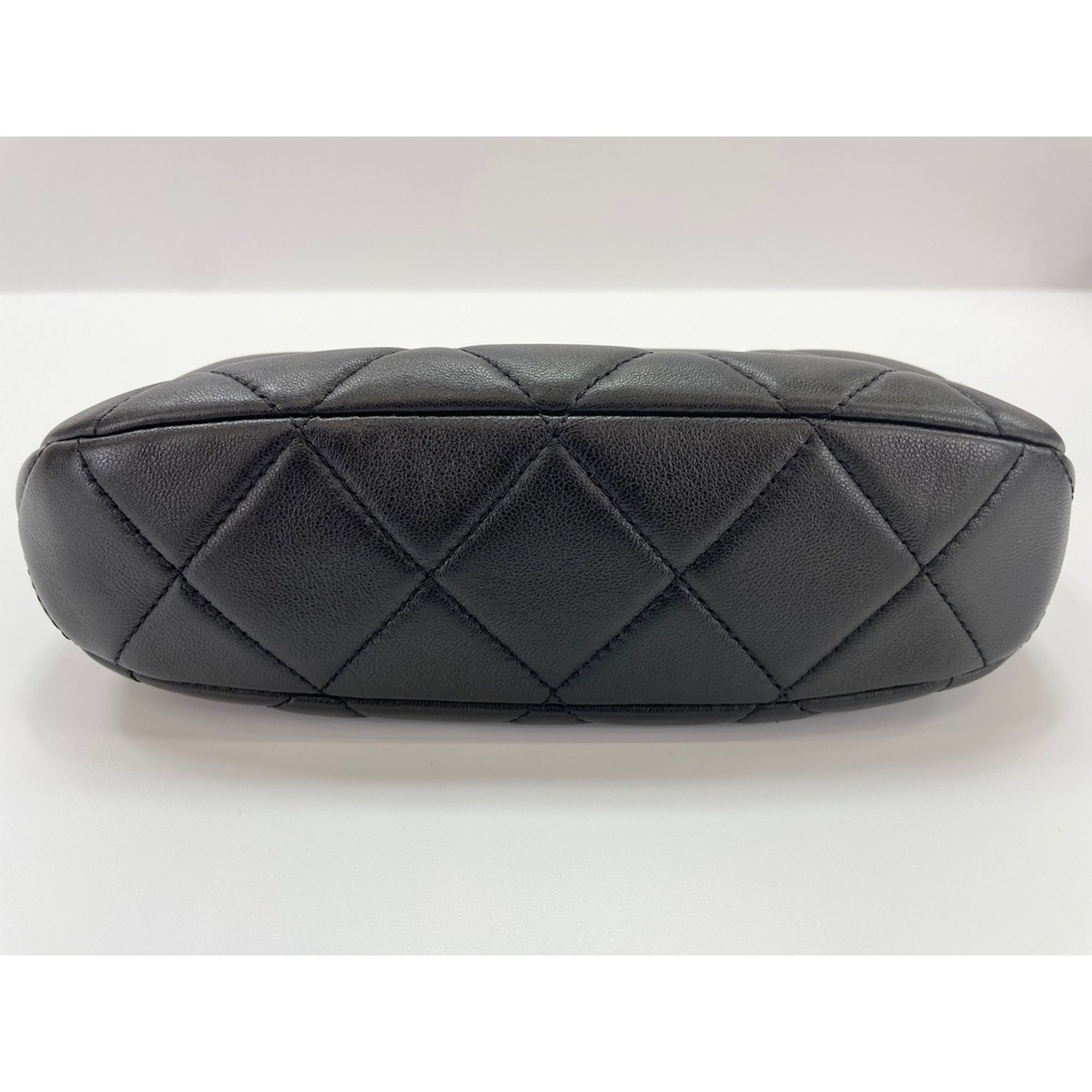 Chanel Matelasse Black Shoulder Bag (Pre-Owned)