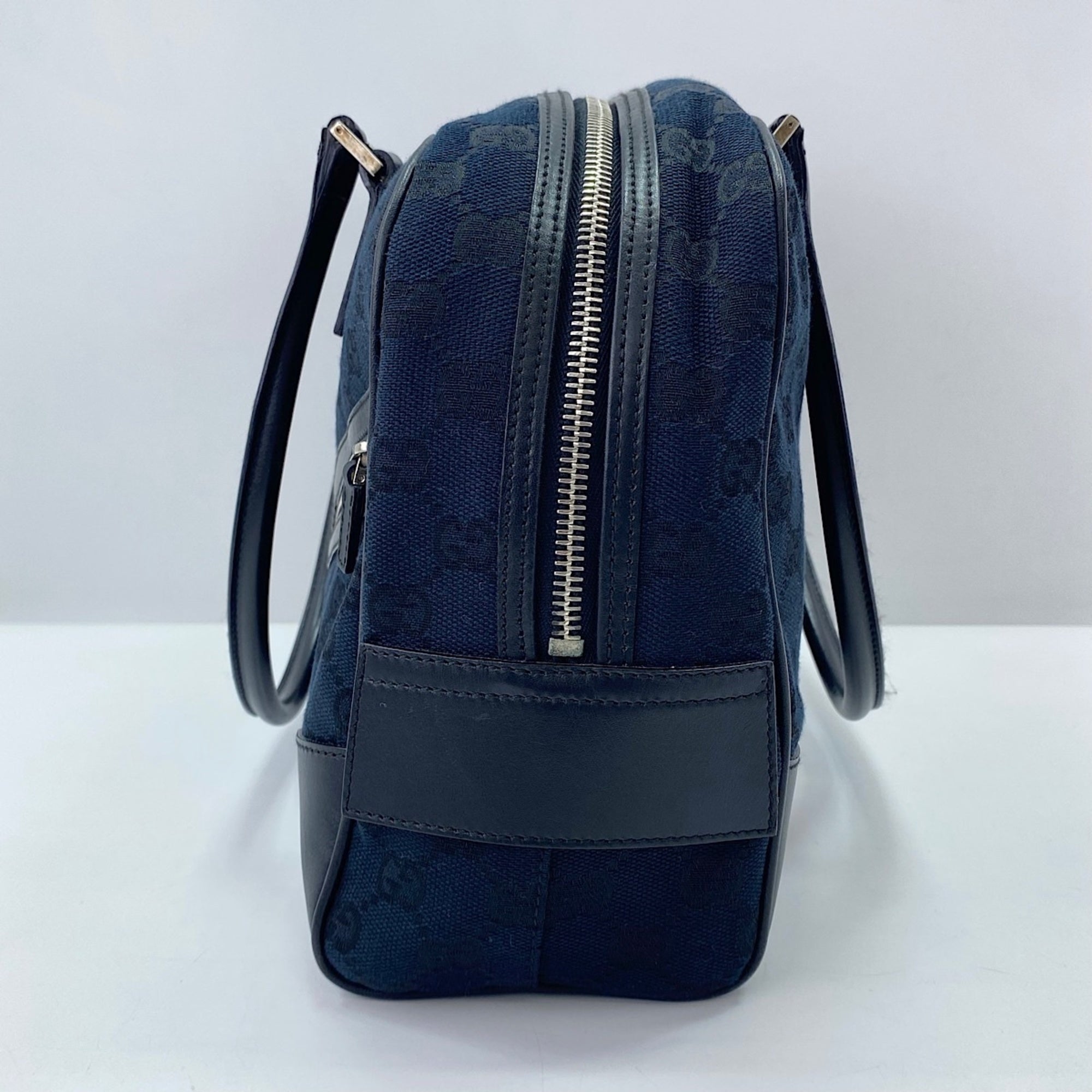 Gucci Navy Handbag (Pre-Owned)