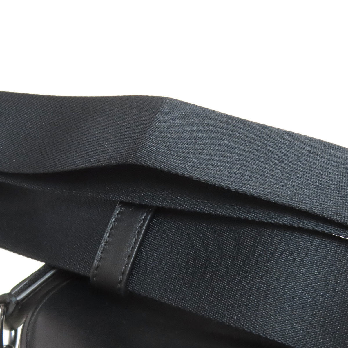 Coach Signature Black Green Pvc Shoulder Bag (Pre-Owned)