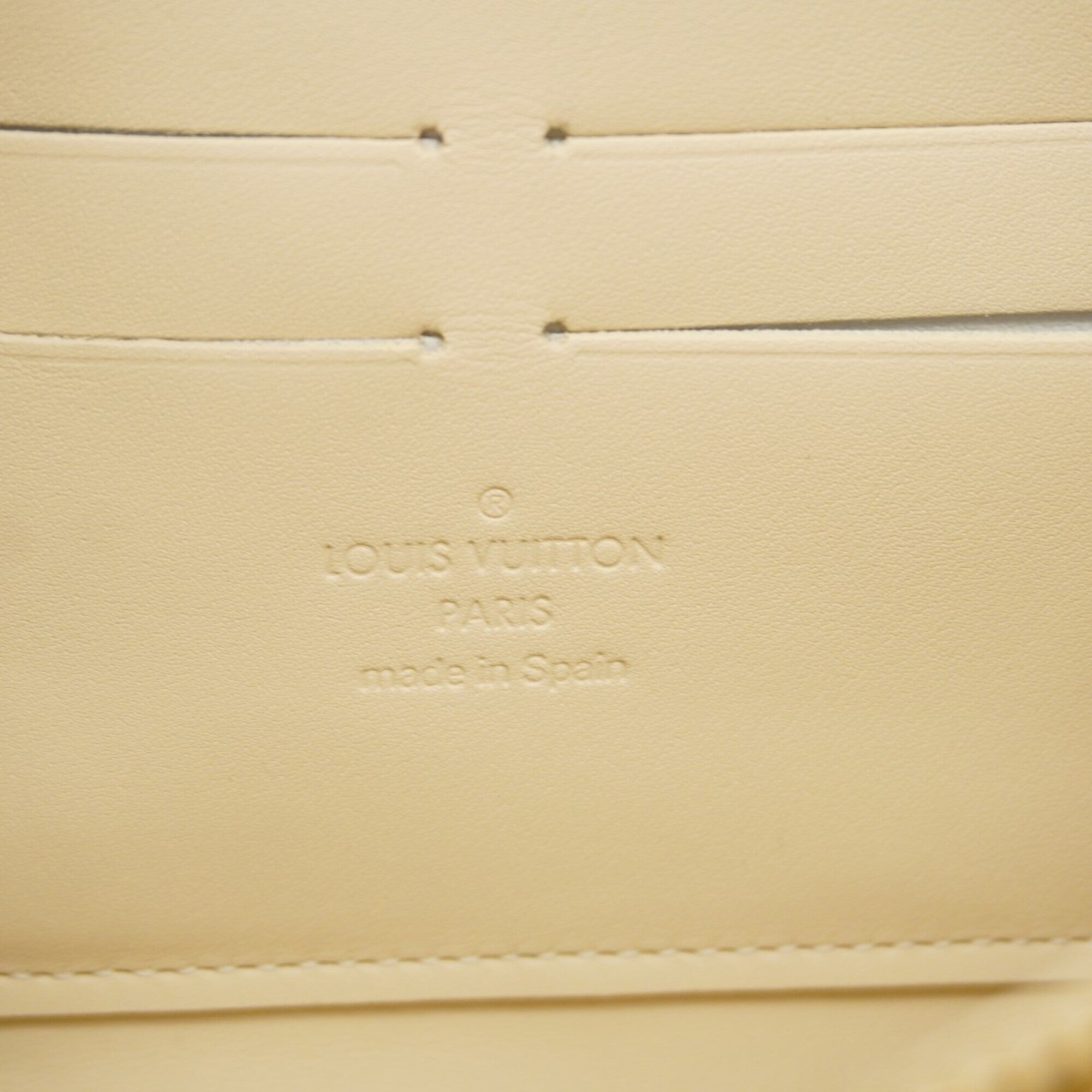 Louis Vuitton Blanc Corail Long Wallet (Bi-Fold) (Pre-Owned)
