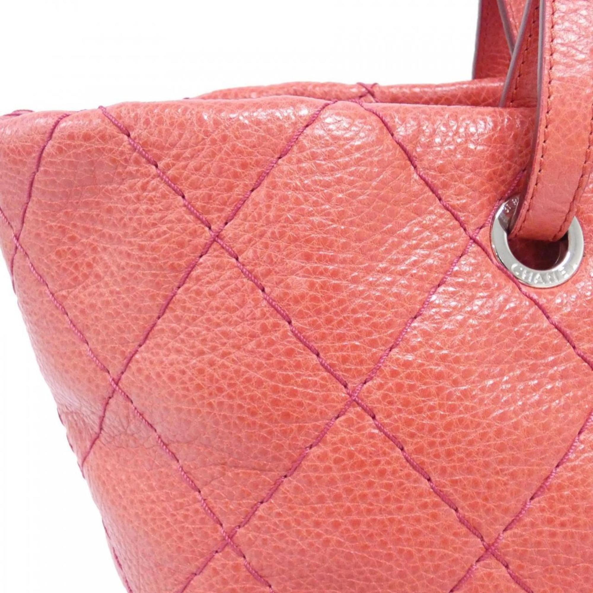Chanel Pink Leather Handbag (Pre-Owned)