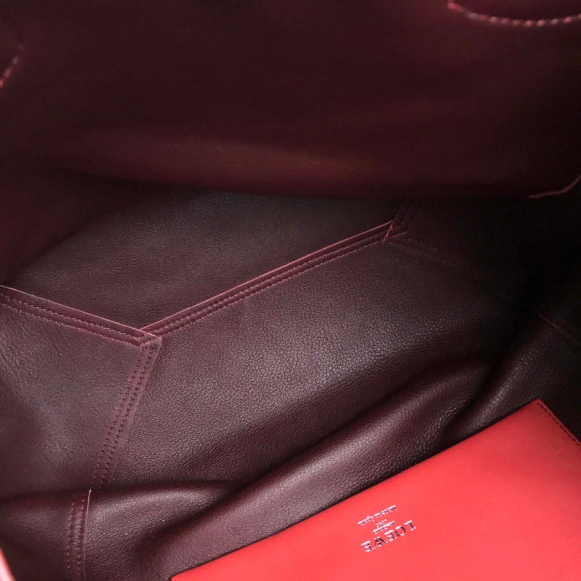 Loewe Red Leather Tote Bag (Pre-Owned)