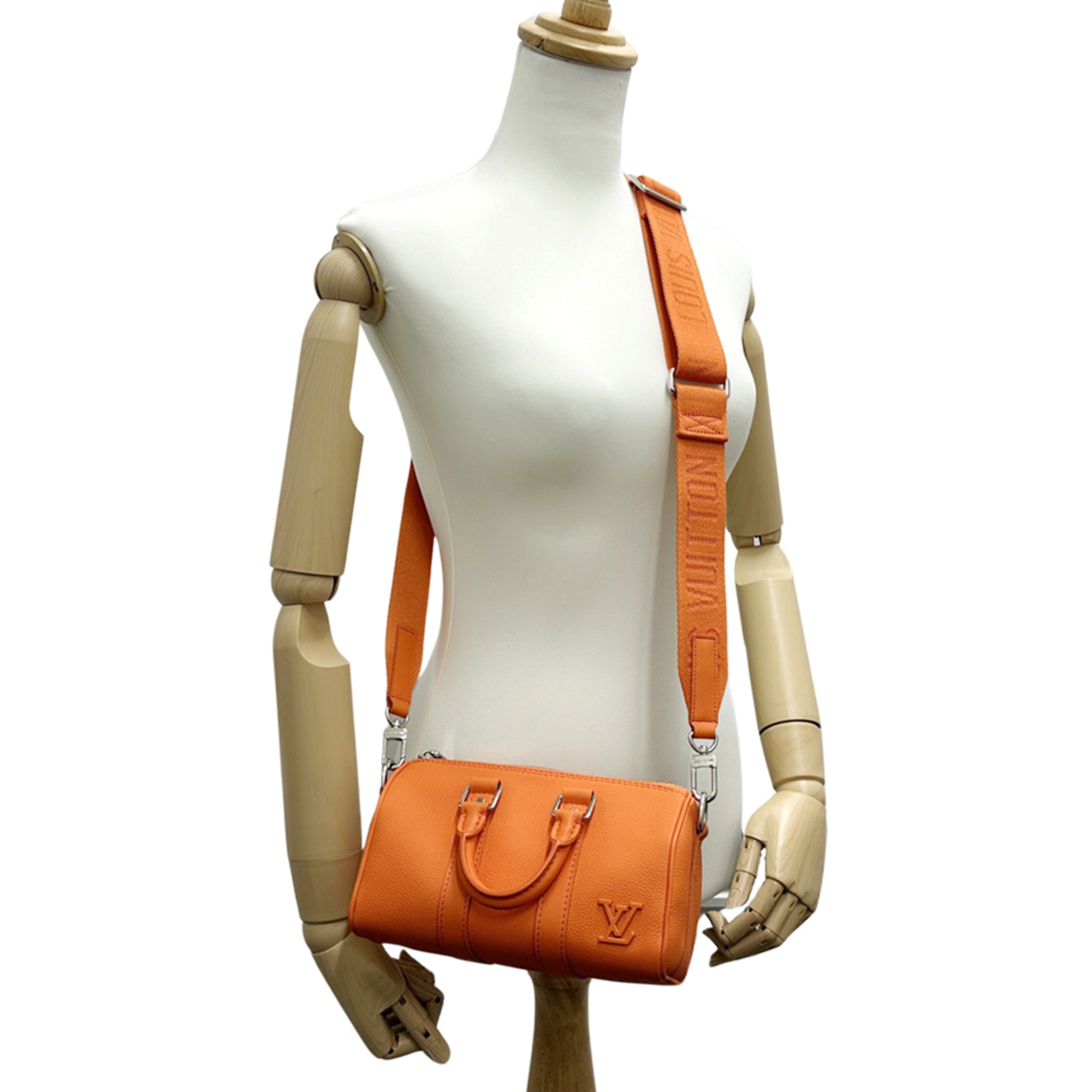 Louis Vuitton Orange Leather Handbag Shoulder Bag (Pre-Owned)