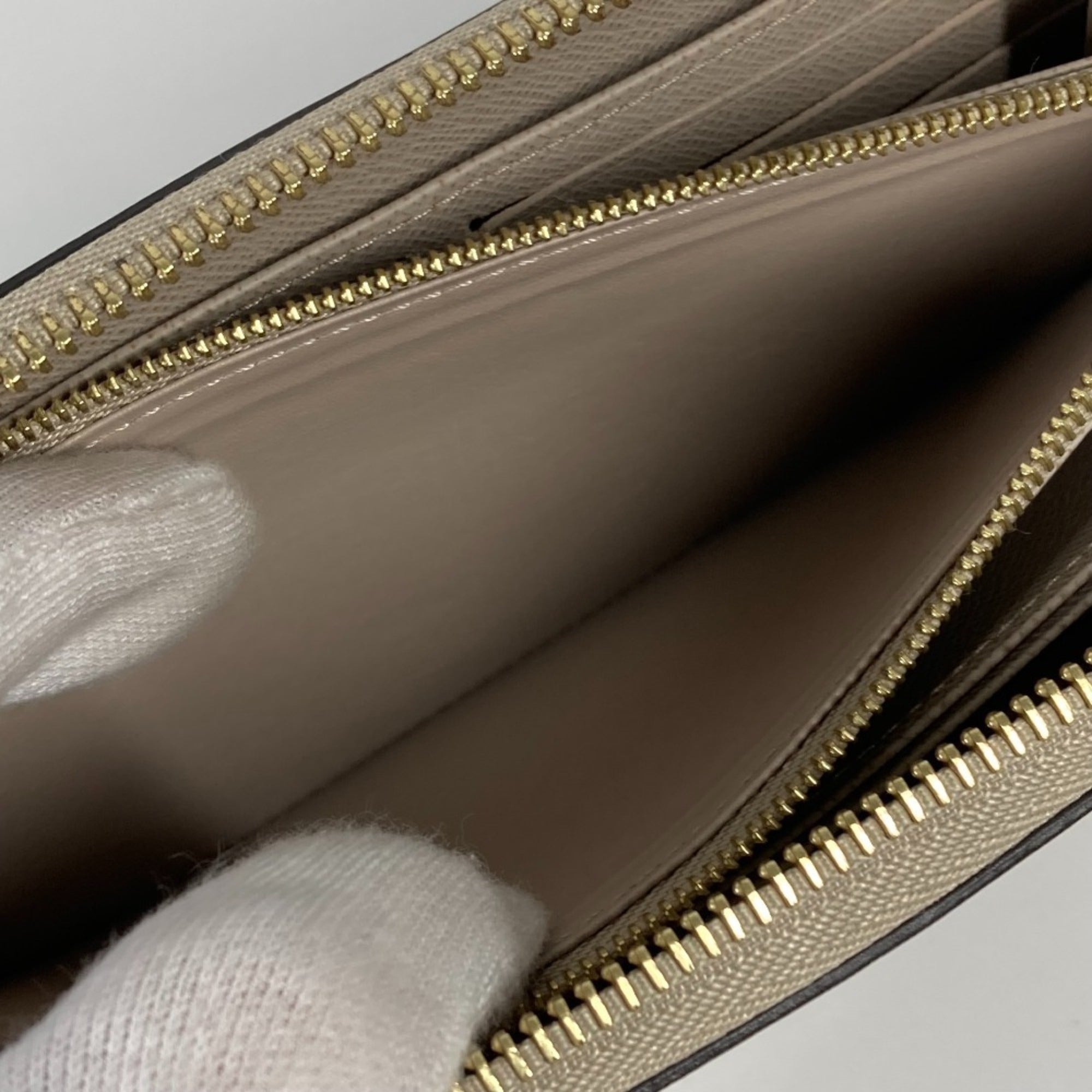 Louis Vuitton Epi Beige Epi Leather Long Wallet (Bi-Fold) (Pre-Owned)
