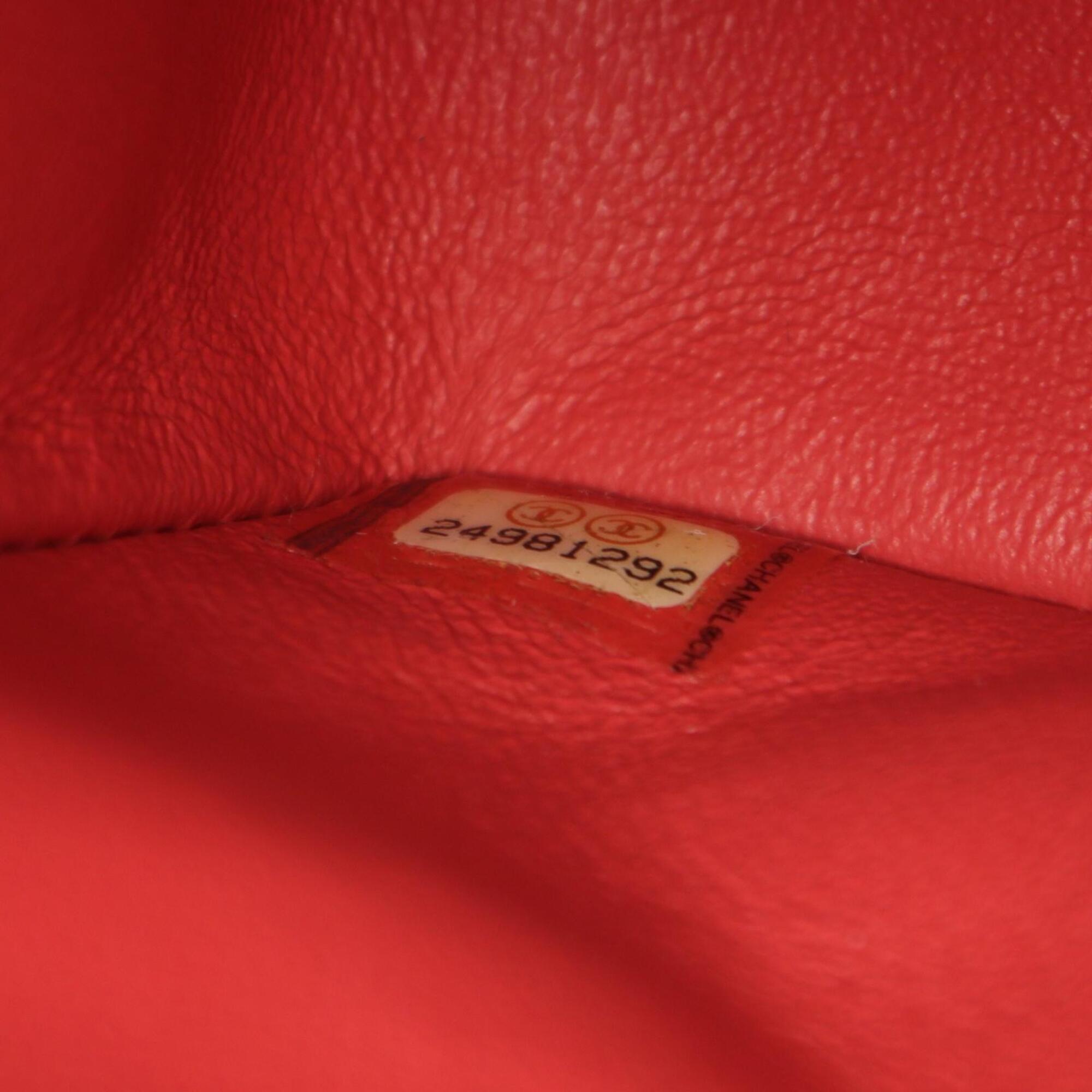 Chanel Pink Leather Handbag Shoulder Bag (Pre-Owned)