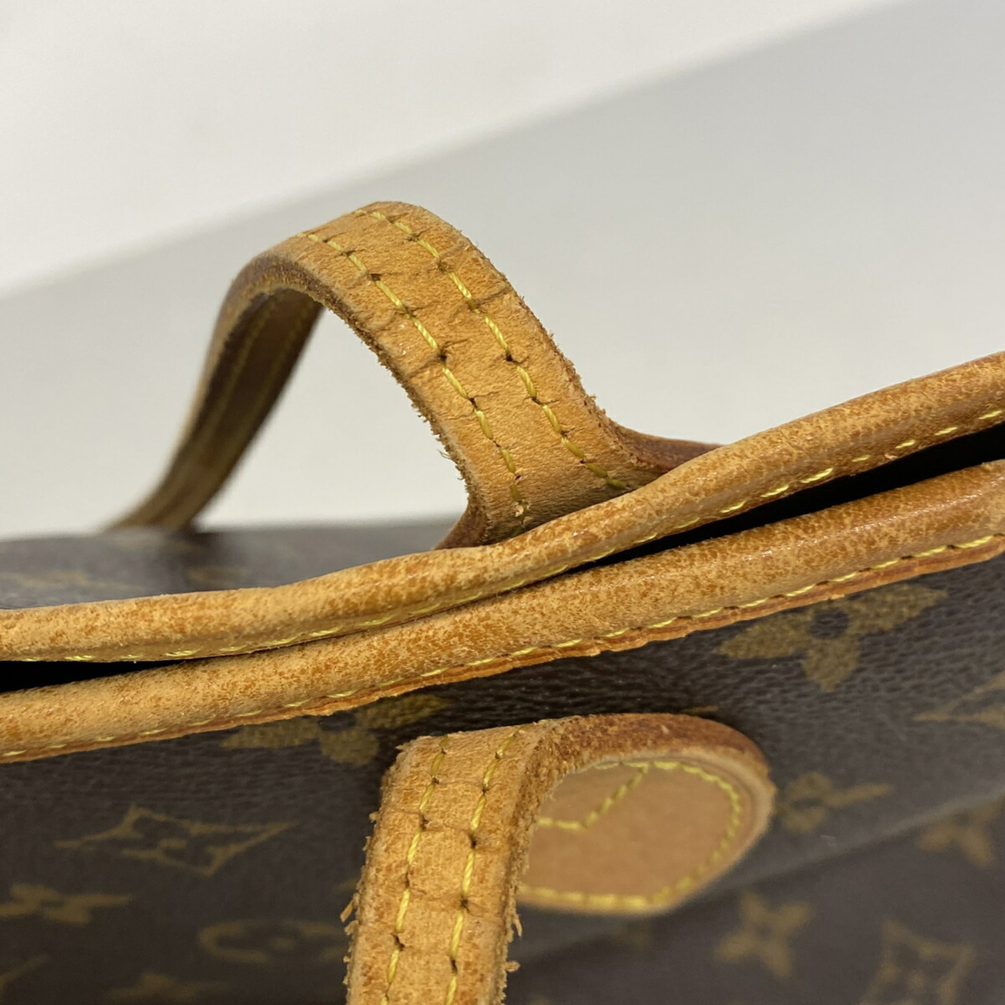 Louis Vuitton Brown Tote Bag (Pre-Owned)