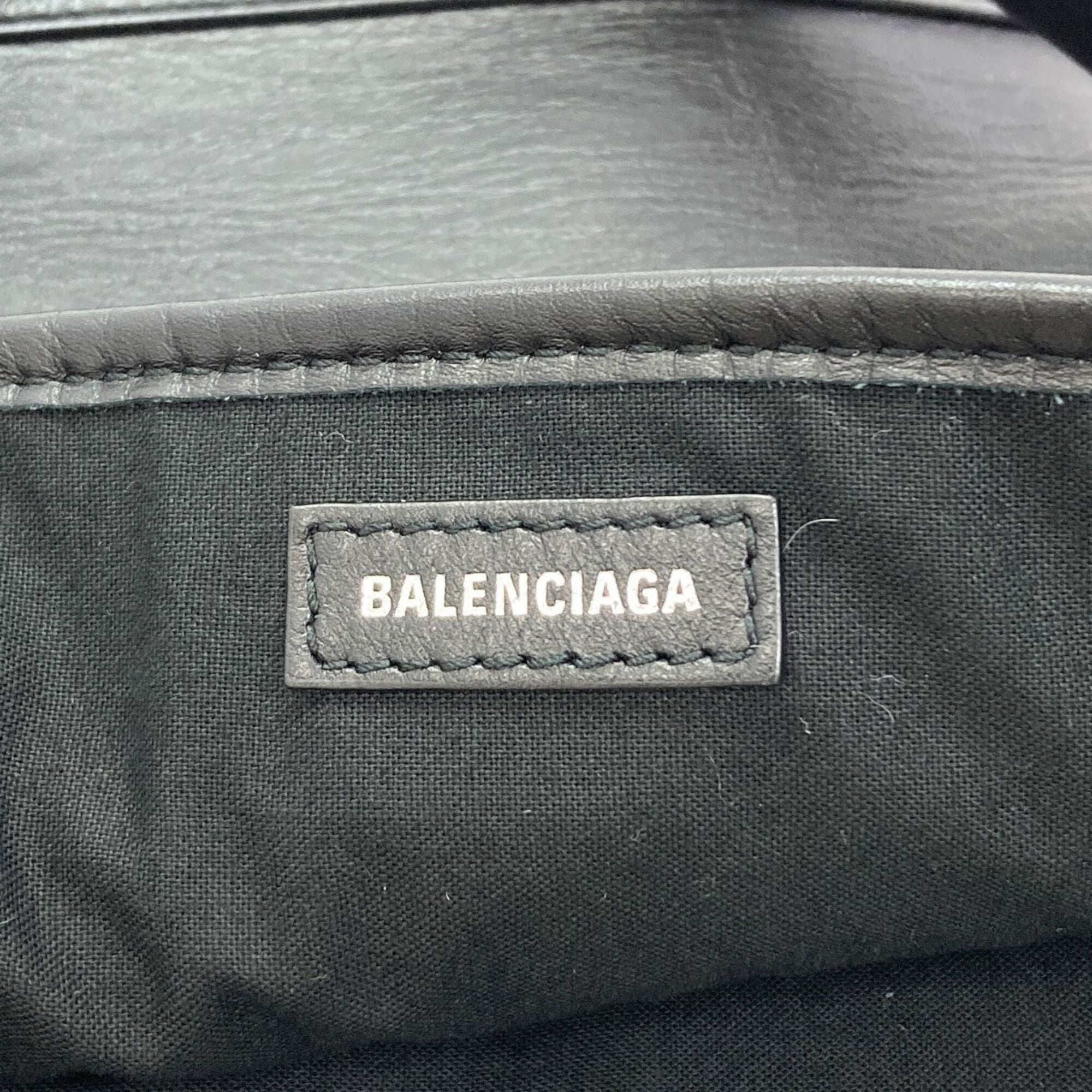 Balenciaga Black Leather Handbag (Pre-Owned)