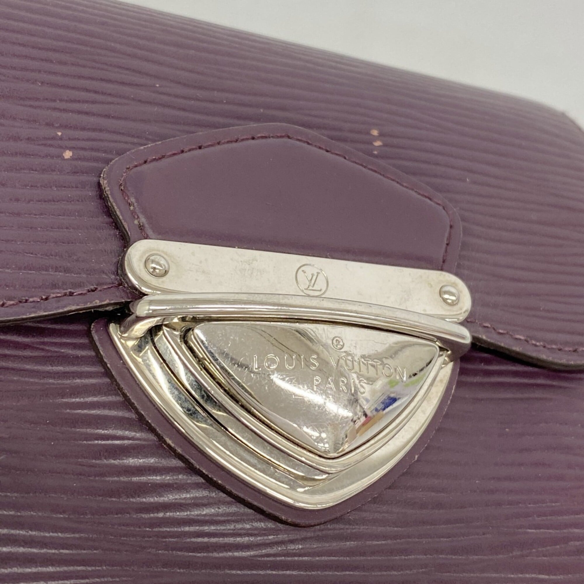 Louis Vuitton Cassis Wallet (Tri-Fold) (Pre-Owned)