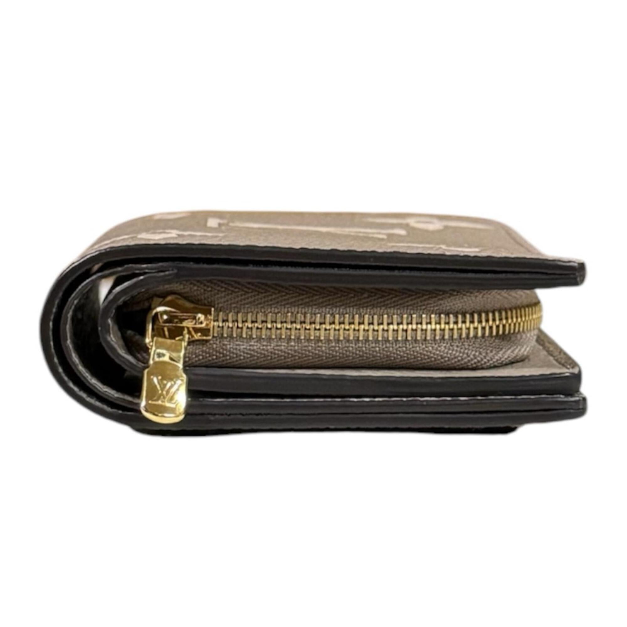 Louis Vuitton Beige Ivory Or Ivory Wallet (Bi-Fold) (Pre-Owned)