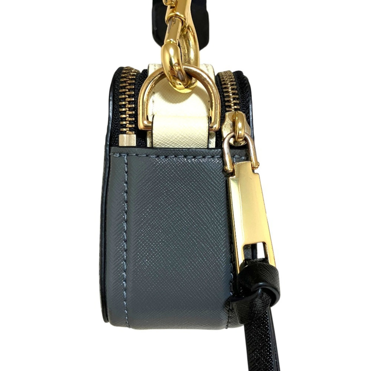 Marc Jacobs Black Ivory Ivory Shoulder Bag (Pre-Owned)