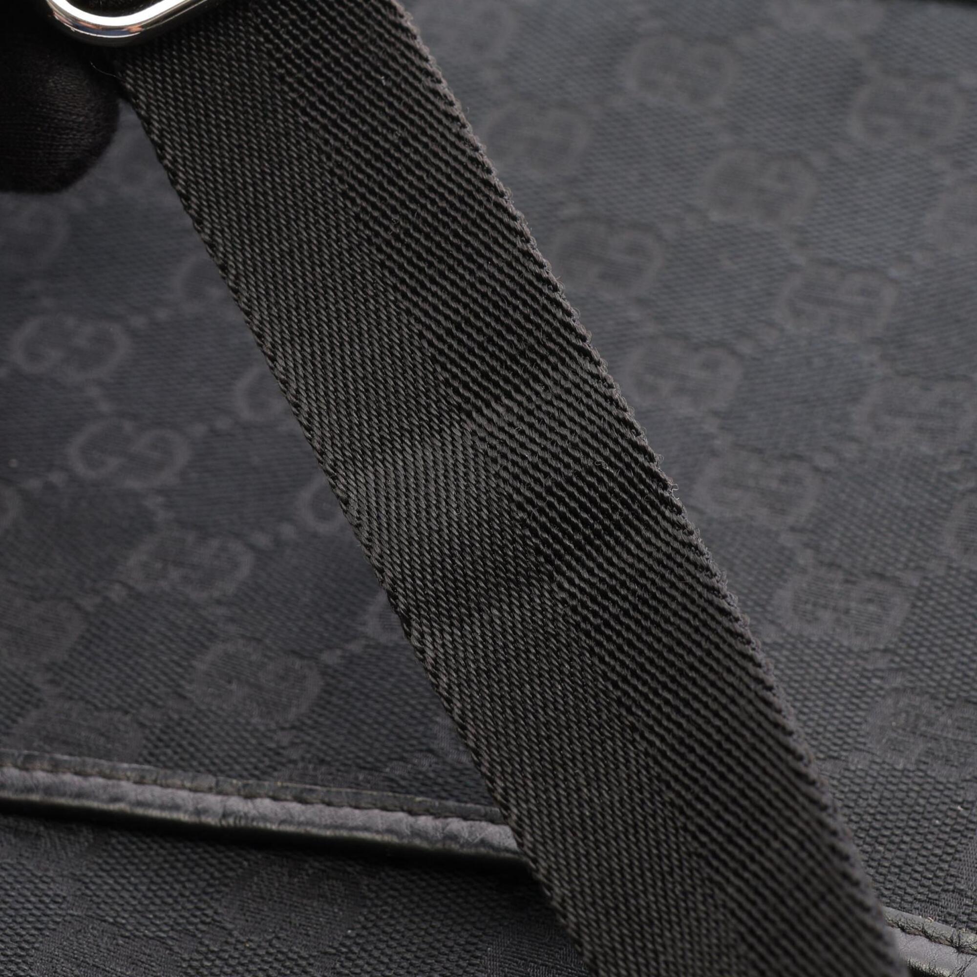 Gucci Black Canvas Leather Handbag Shoulder Bag (Pre-Owned)