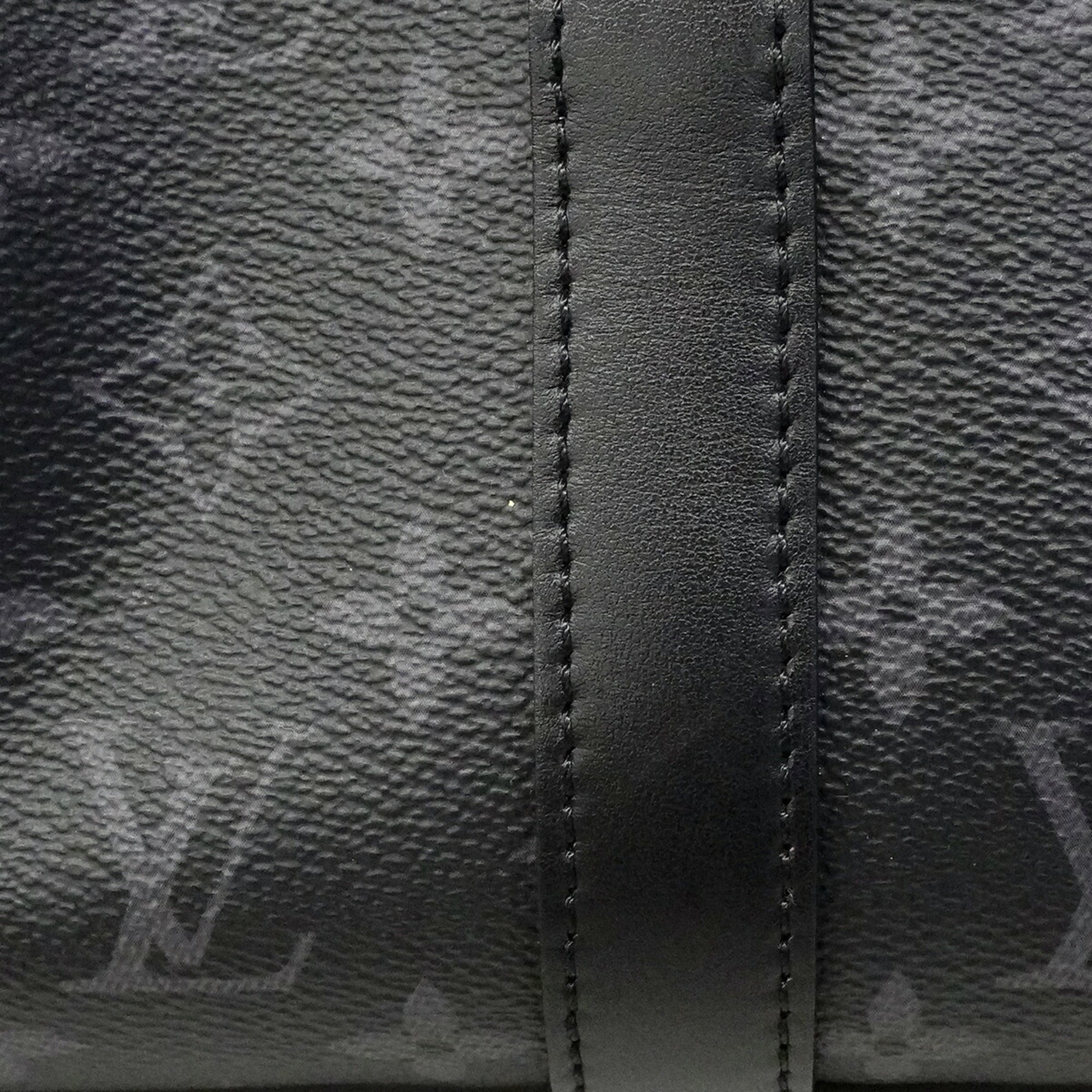 Louis Vuitton Black Handbag (Pre-Owned)