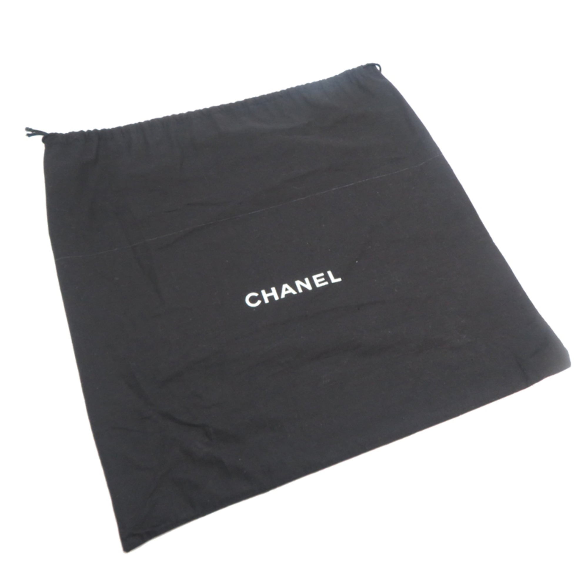 Chanel Black Grained Calfskin Handbag (Pre-Owned)