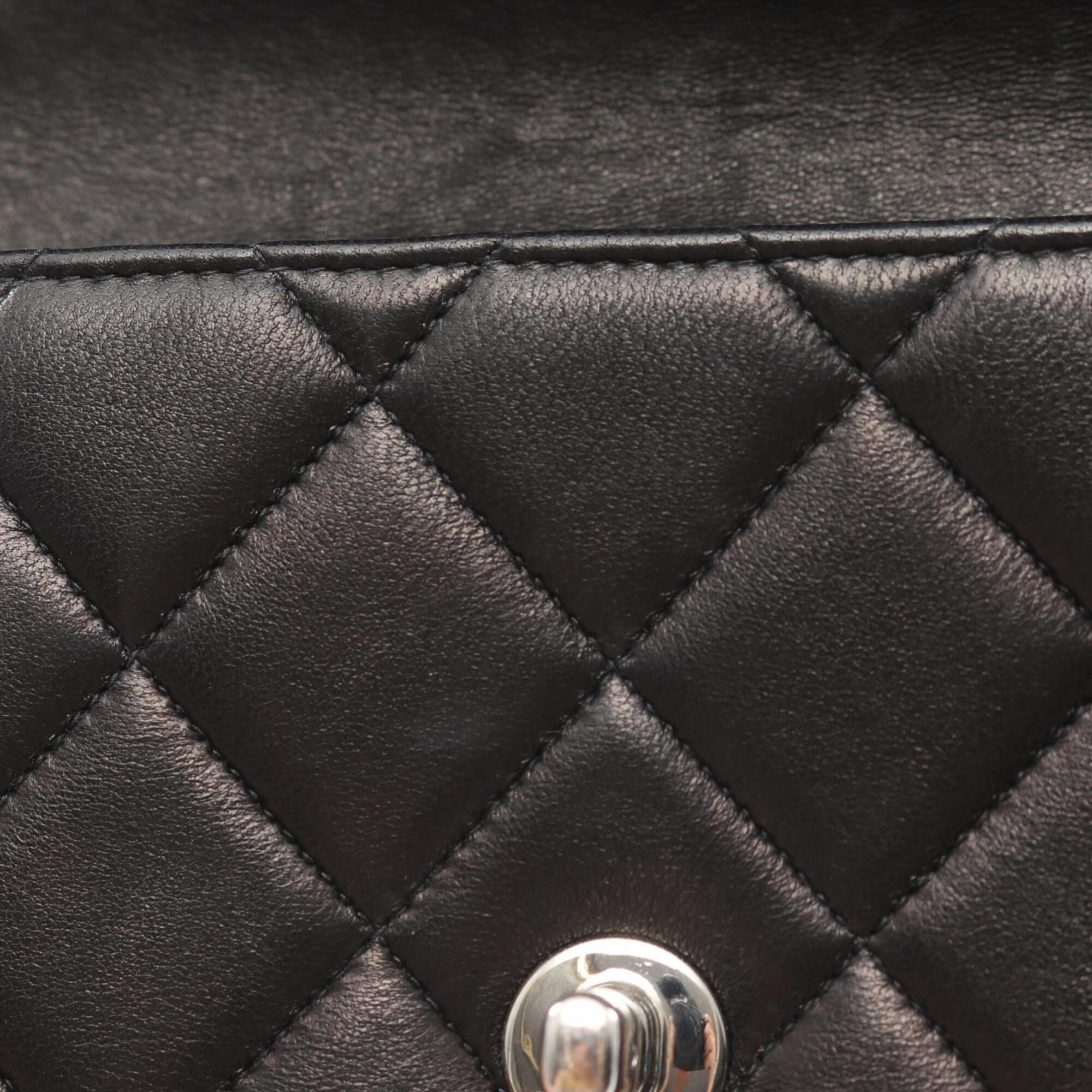 Chanel Black Leather Handbag Shoulder Bag (Pre-Owned)