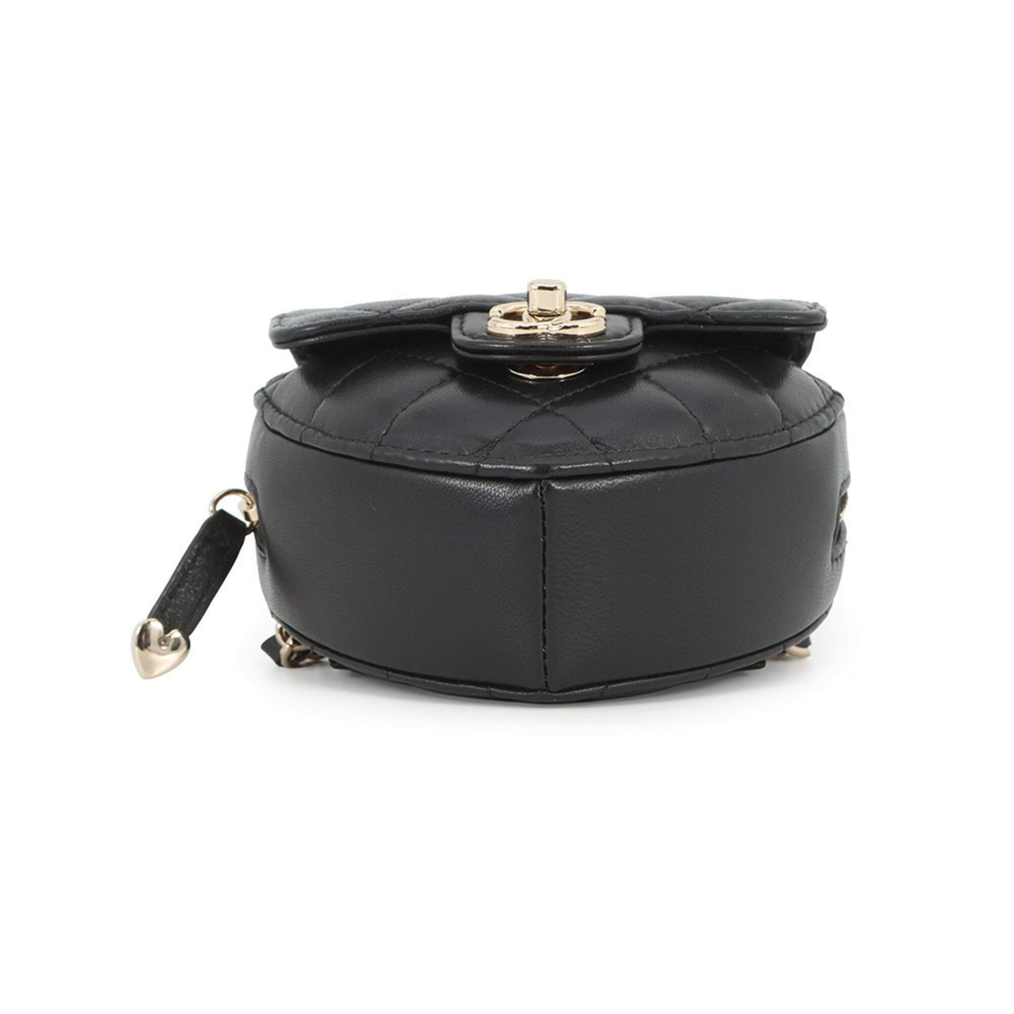 Chanel Matelasse Black Leather Fanny Pack (Pre-Owned)