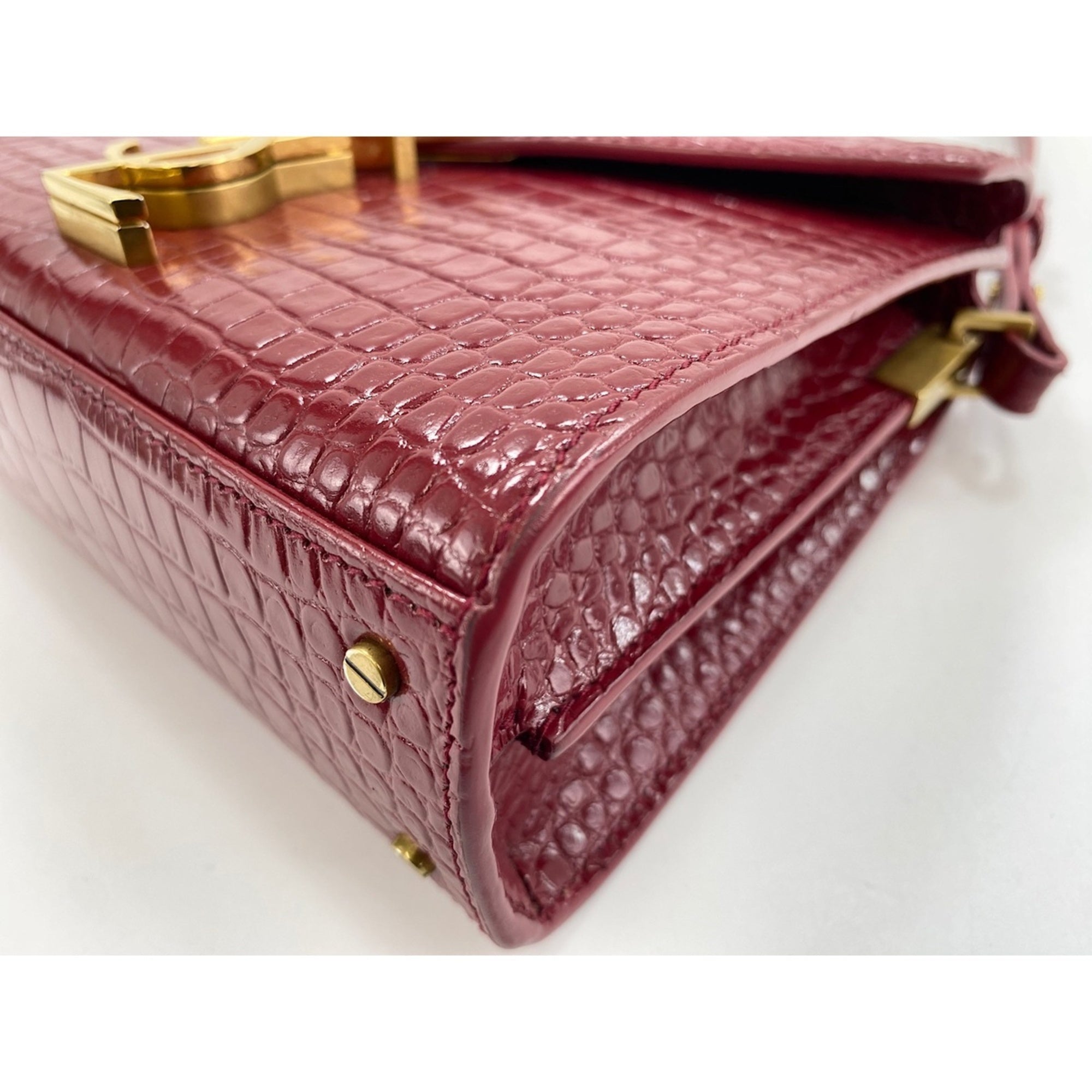 Yves Saint Laurent Red Color Leather Shoulder Bag (Pre-Owned)