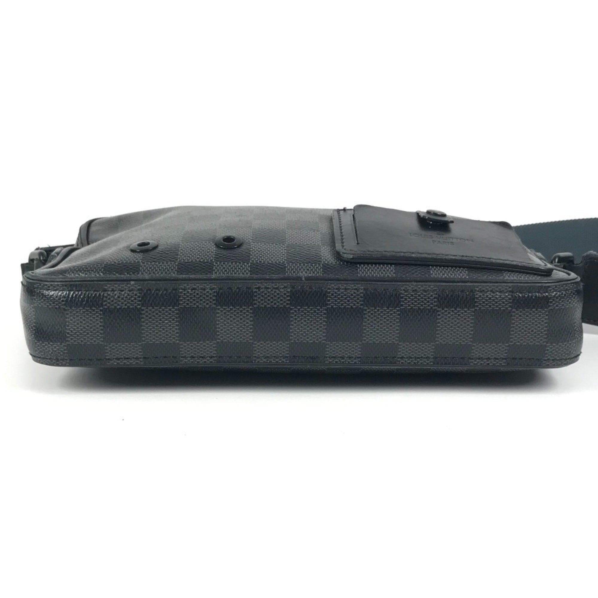 Louis Vuitton Black Damier Graphite Damier Graphite Messenger Bag Shoulder Bag (Pre-Owned)