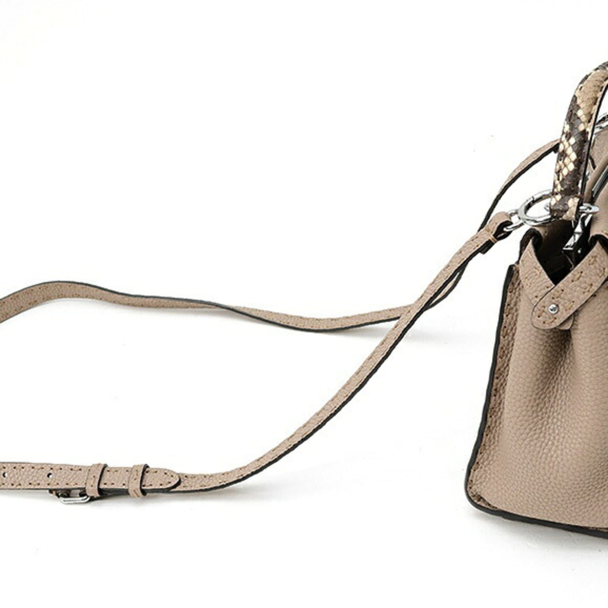 Fendi Grayish Leather Handbag (Pre-Owned)