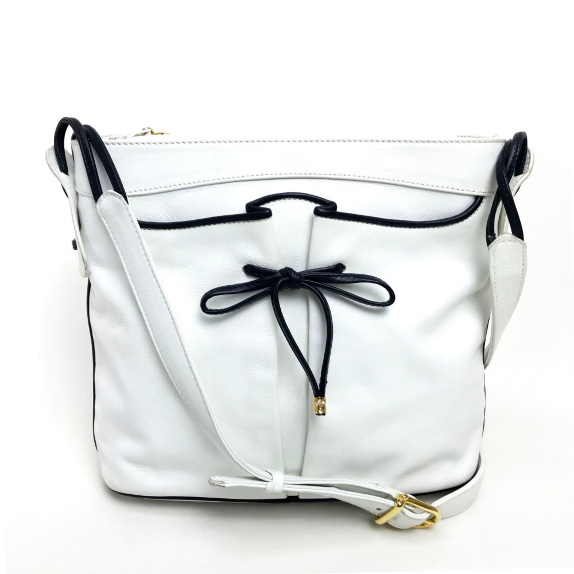 Celine White Leather Shoulder Bag (Pre-Owned)