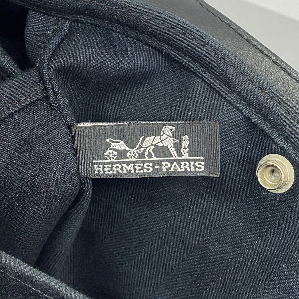 Hermes Black Toile Chevron Tote Bag (Pre-Owned)