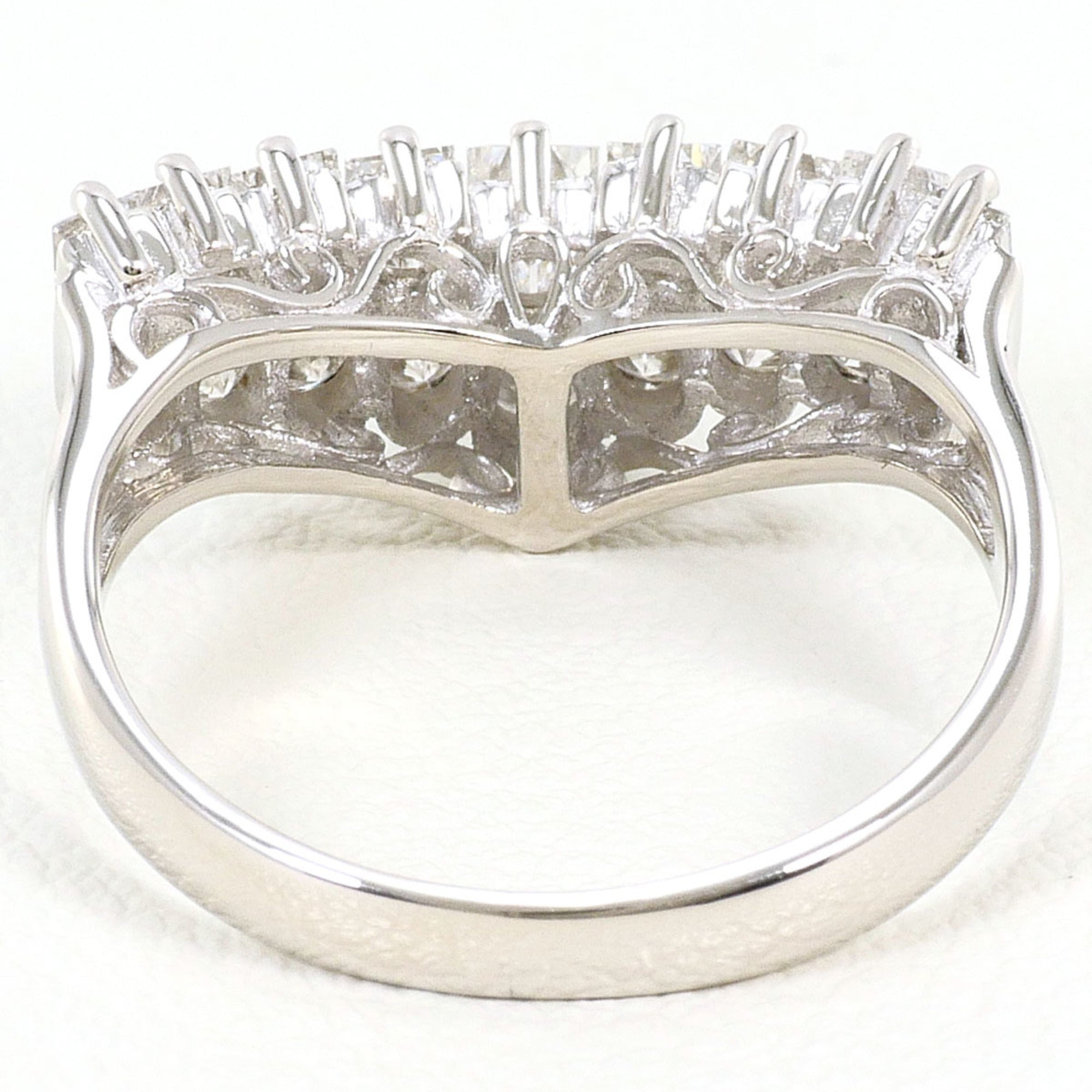 Unbranded Platinum Platinum 900 Band Ring (Pre-Owned)