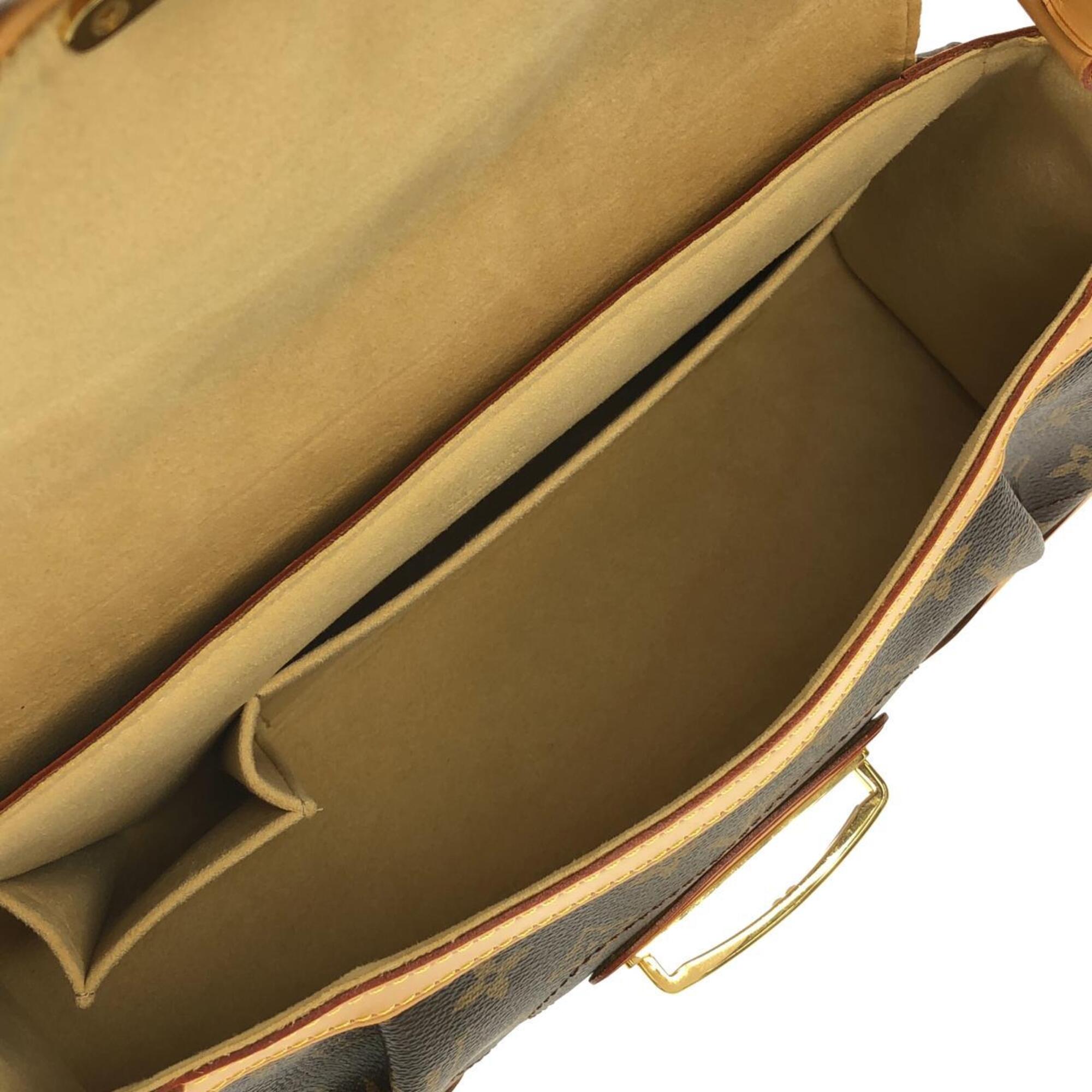 Louis Vuitton Marron Coated Canvas Shoulder Bag (Pre-Owned)