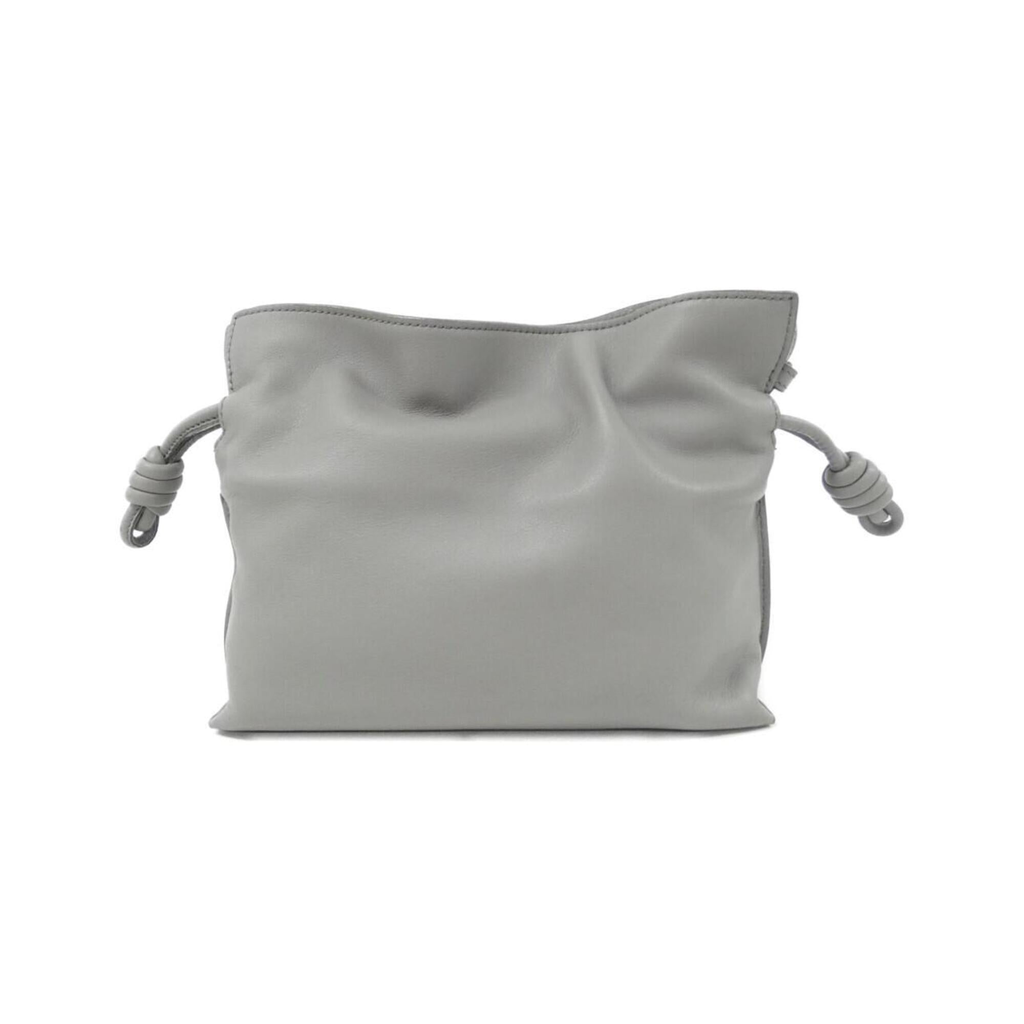 Loewe Gray Leather Handbag (Pre-Owned)