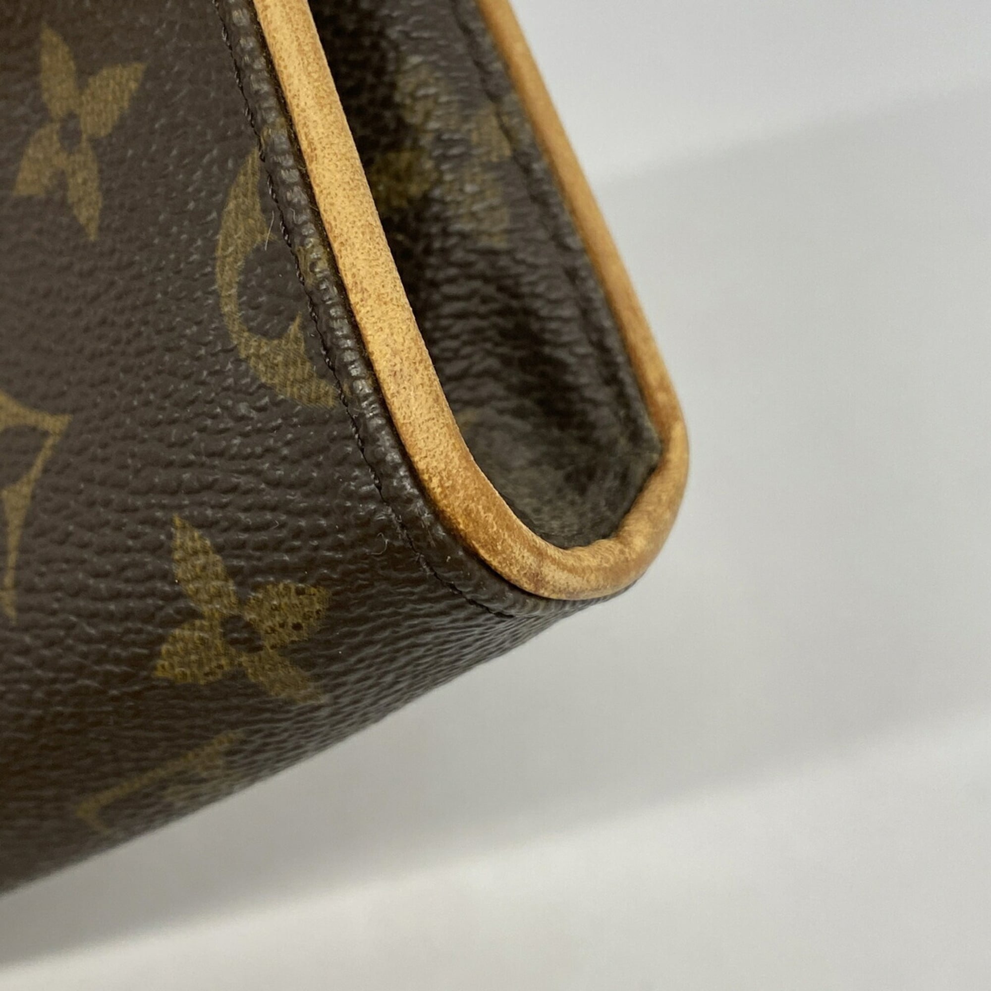 Louis Vuitton Brown Fanny Pack (Pre-Owned)