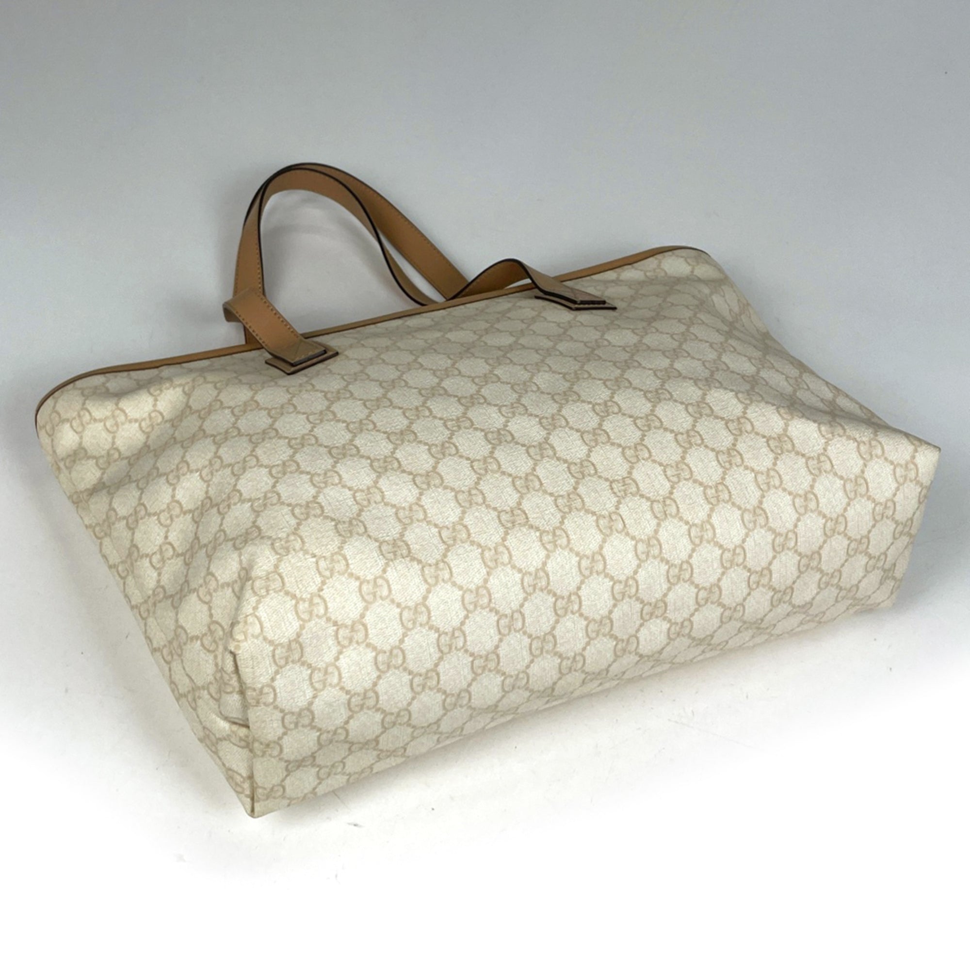 Gucci White Coated Canvas Leather Tote Bag (Pre-Owned)