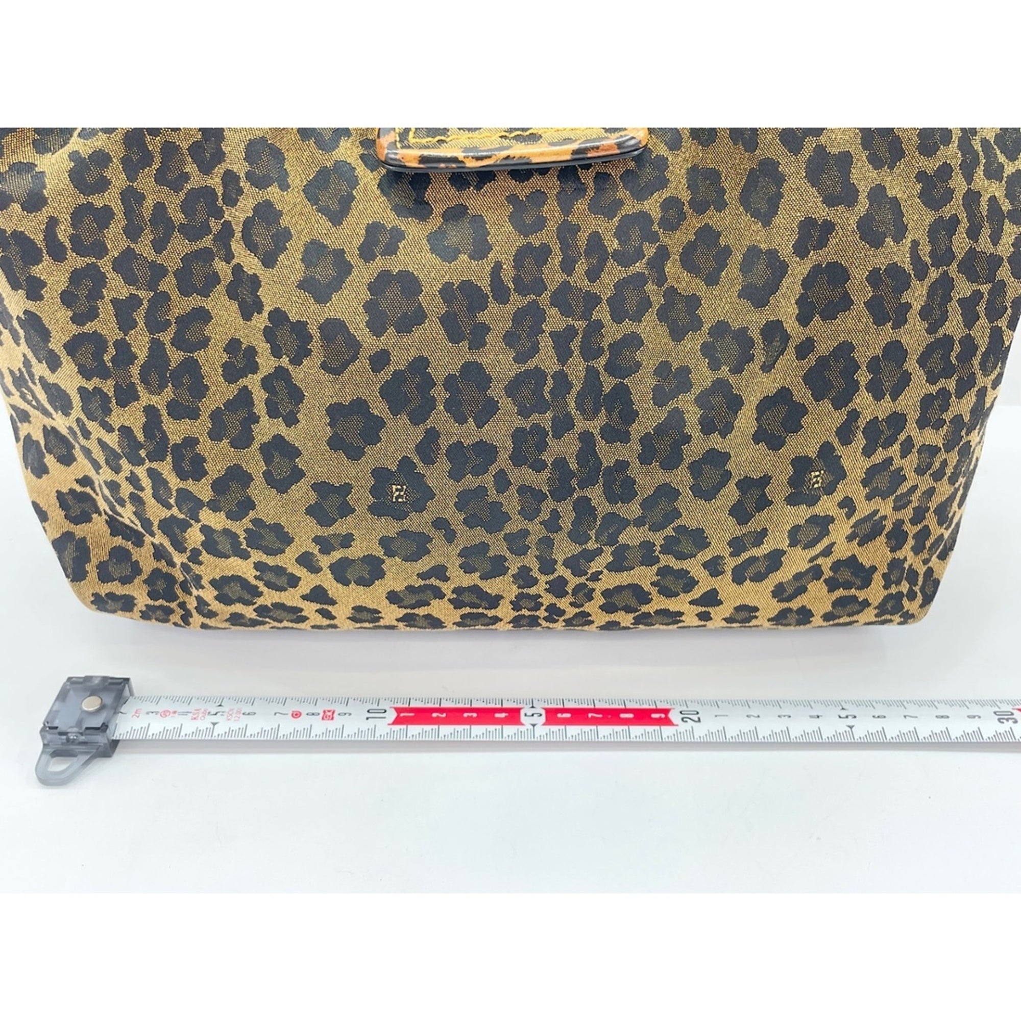 Fendi Brown Shoulder Bag (Pre-Owned)