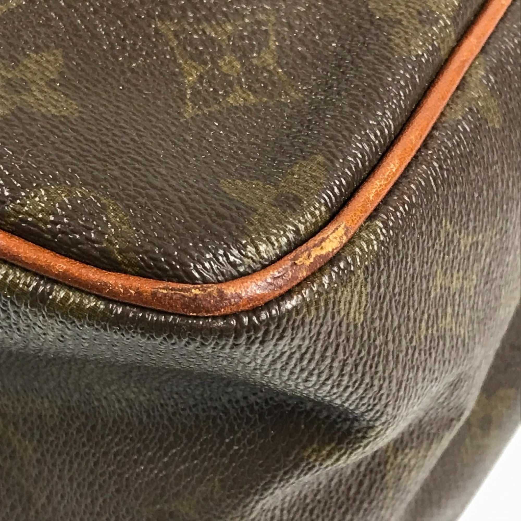 Louis Vuitton Brown Monogram Canvas Pochette Shoulder Bag (Pre-Owned)
