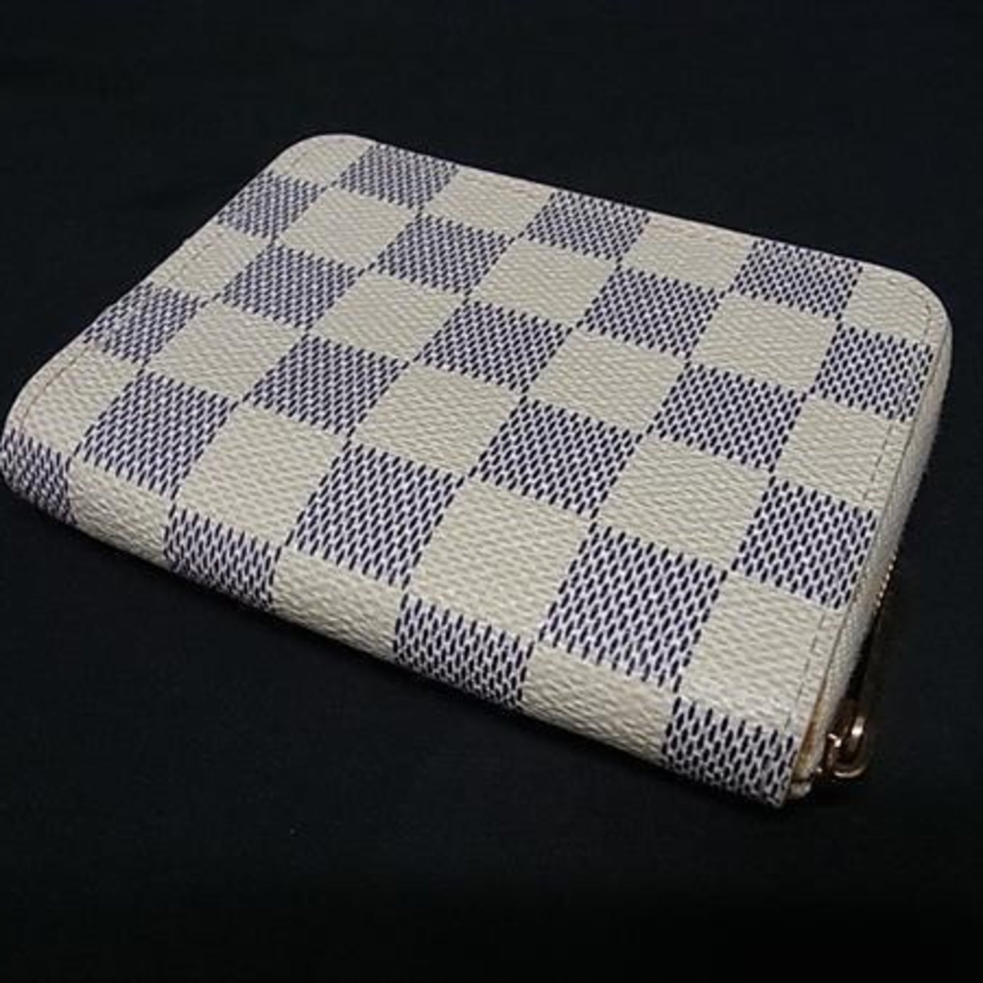 Louis Vuitton Damier Azur White Damier Azur Coin Purse/Coin Case (Pre-Owned)