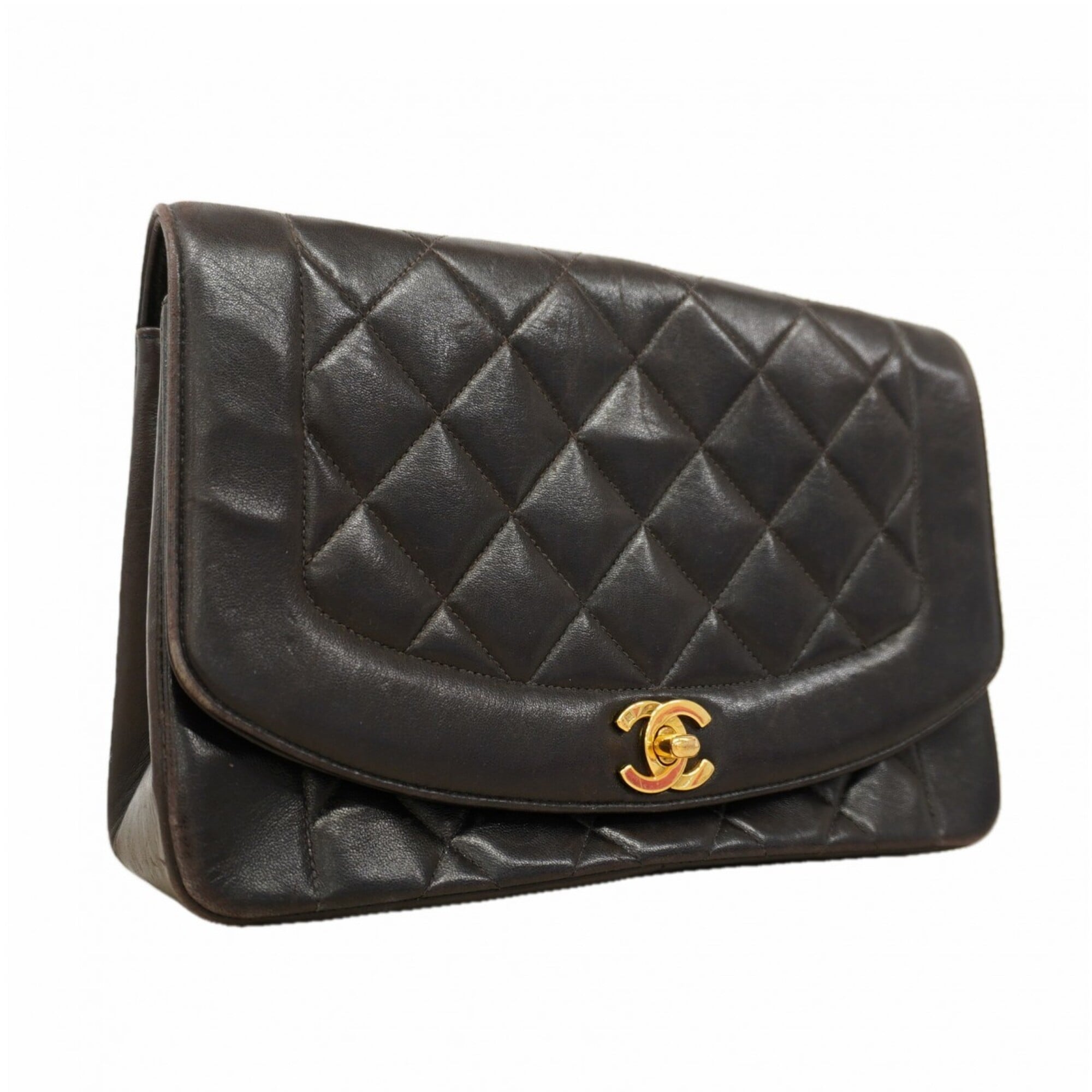 Chanel Black Leather Shoulder Bag (Pre-Owned)
