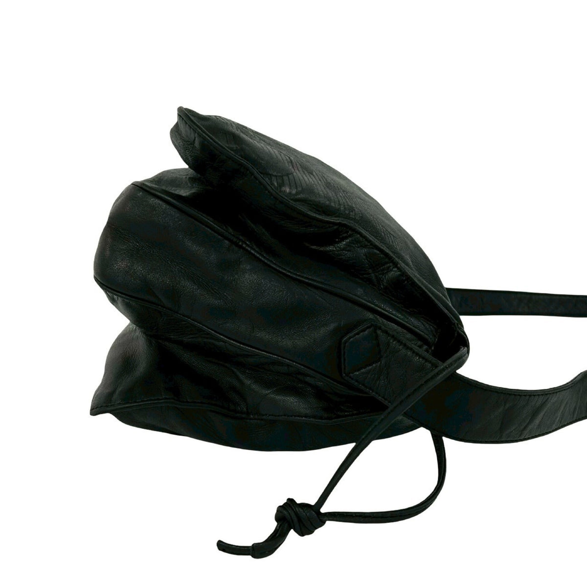 Loewe Black Leather Pochette Shoulder Bag (Pre-Owned)