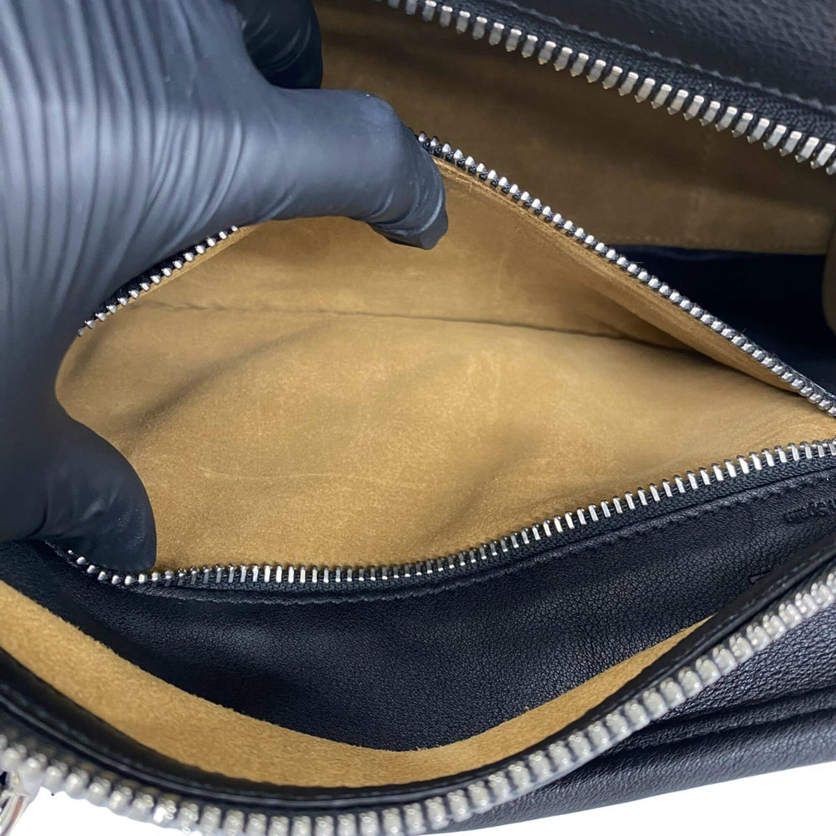 Loewe Black Leather Boston Bag Handbag Shoulder Bag (Pre-Owned)